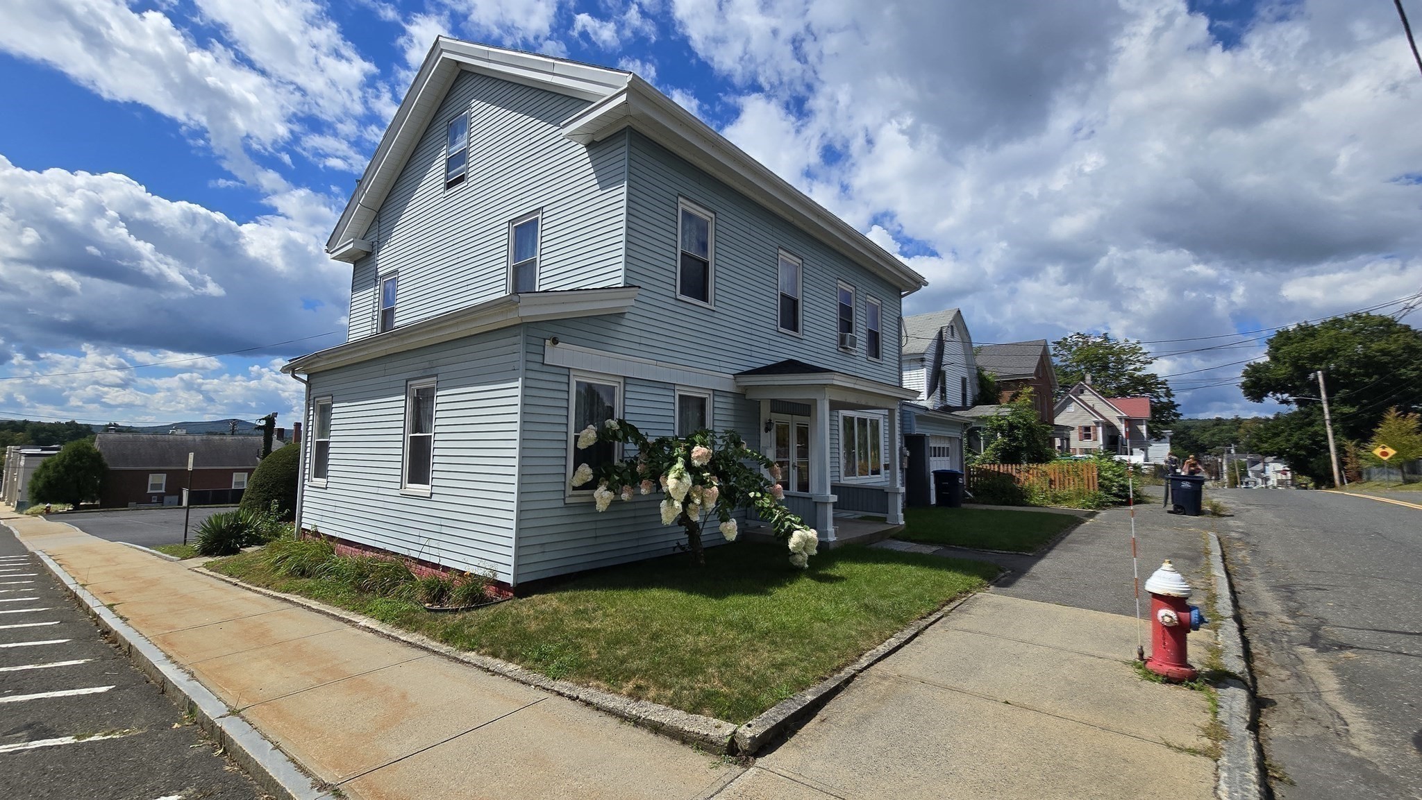 38 Pleasant St Property Photo 9