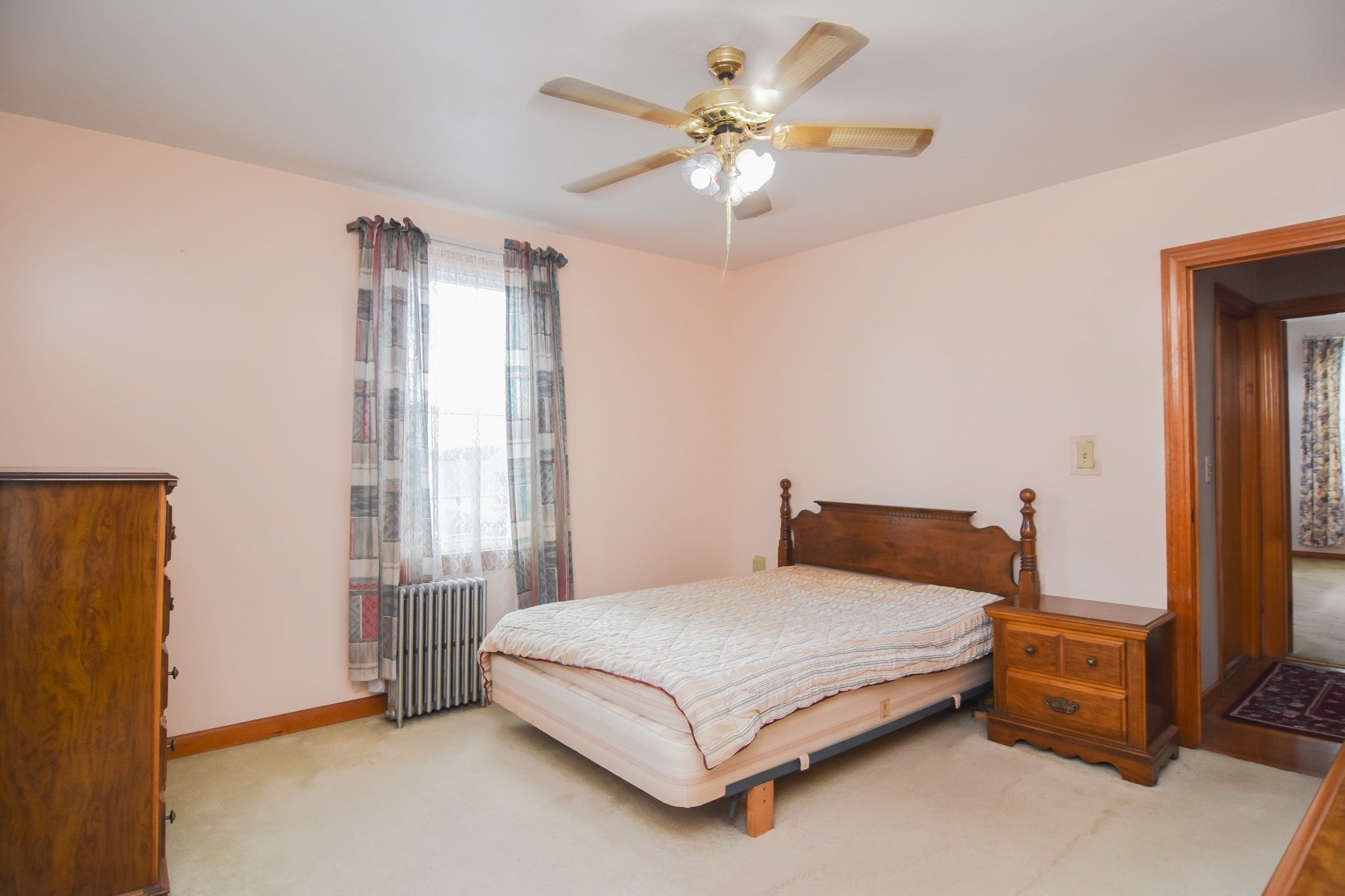 38 Pleasant St Property Photo 28