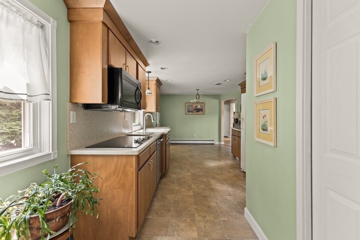 58 Harlan Cir Property Photo 18