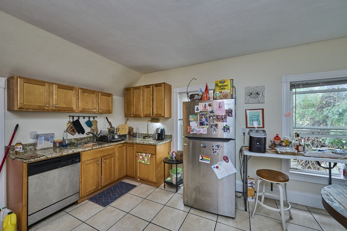 11 Wolcott Street Property Photo 6