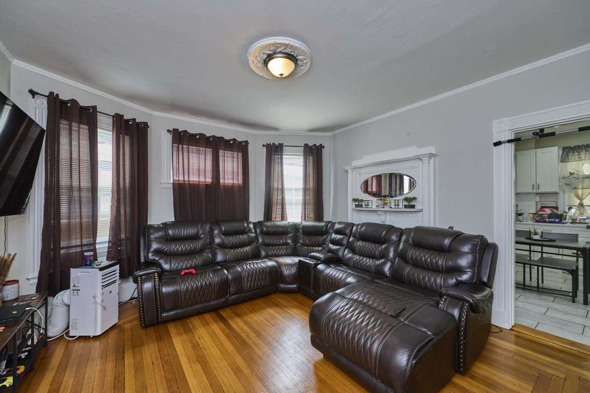 11 Wolcott Street Property Photo 13