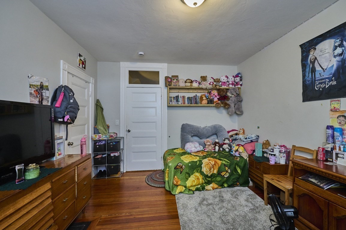 11 Wolcott Street Property Photo 17