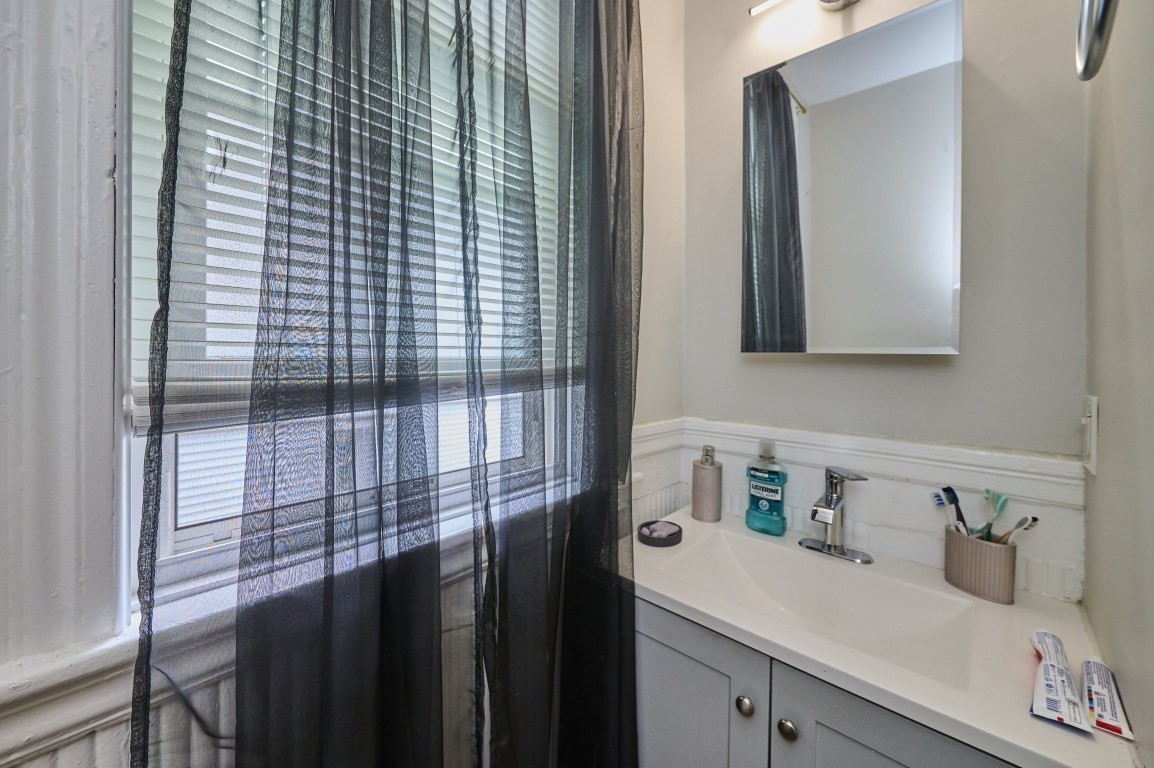 11 Wolcott Street Property Photo 27