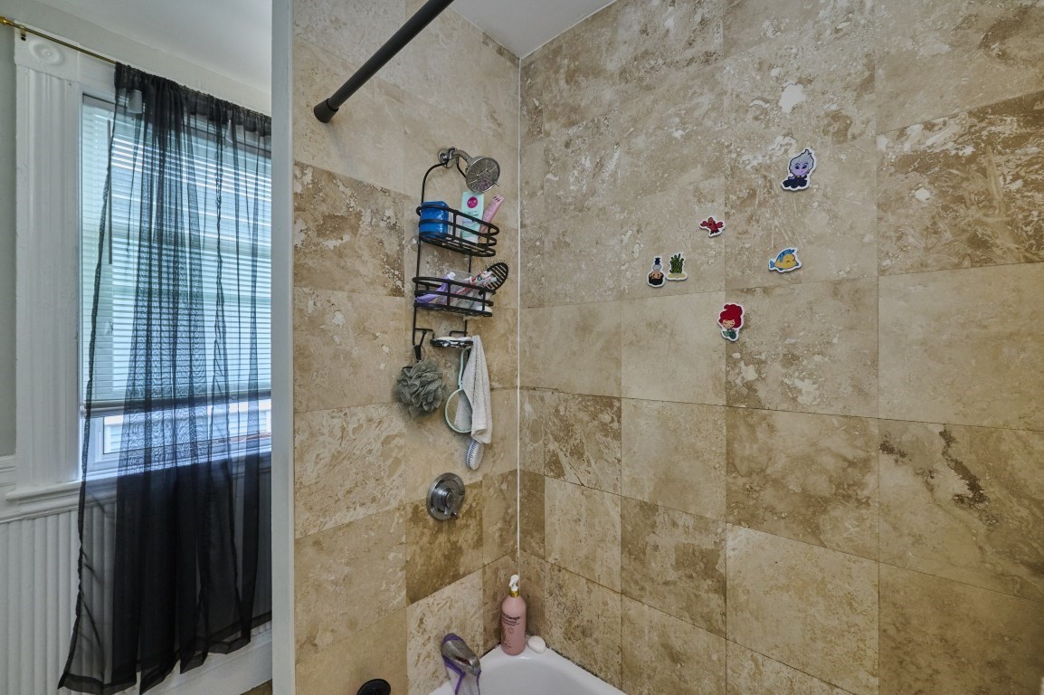 11 Wolcott Street Property Photo 28
