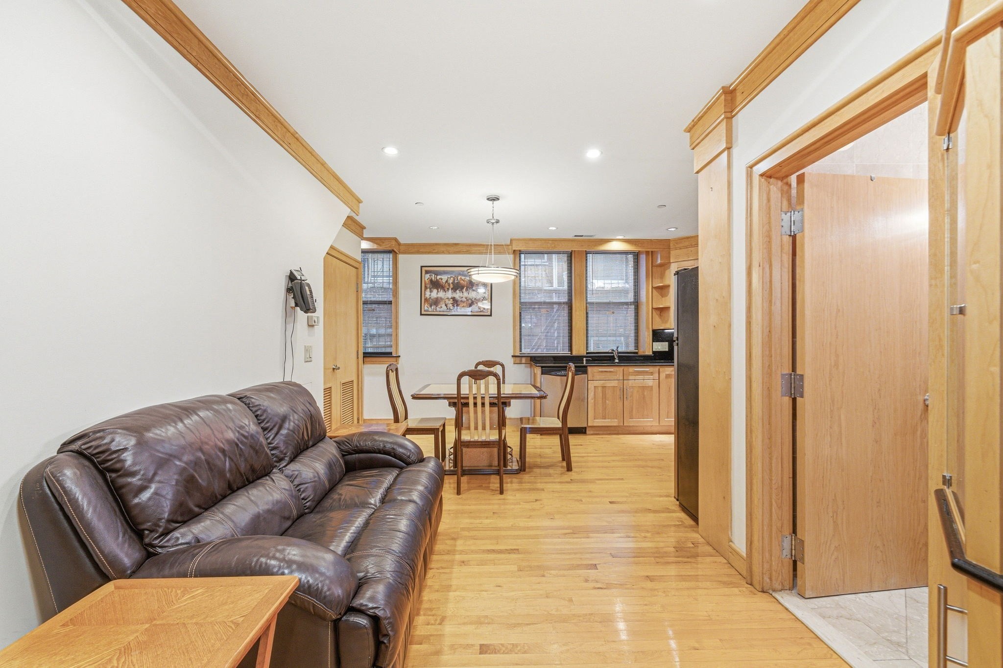 34 Harrison Avenue # B Property Photo 3