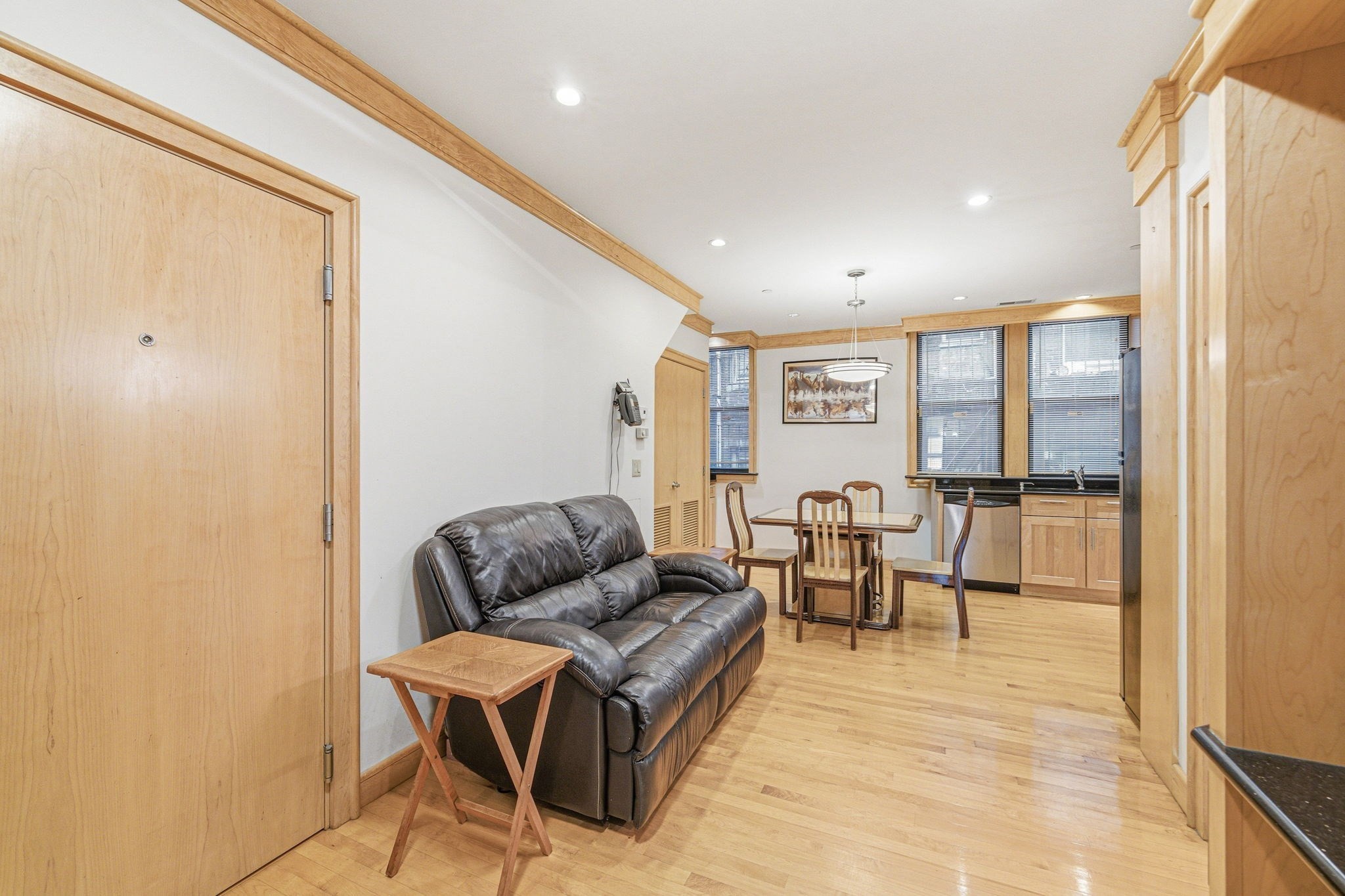 34 Harrison Avenue # B Property Photo 4