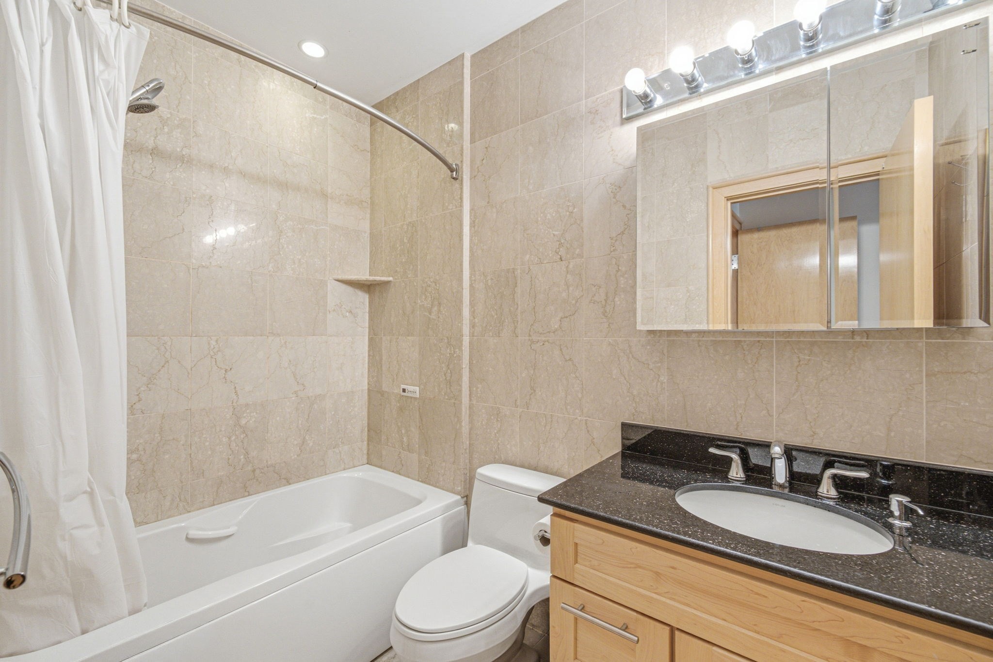 34 Harrison Avenue # B Property Photo 18