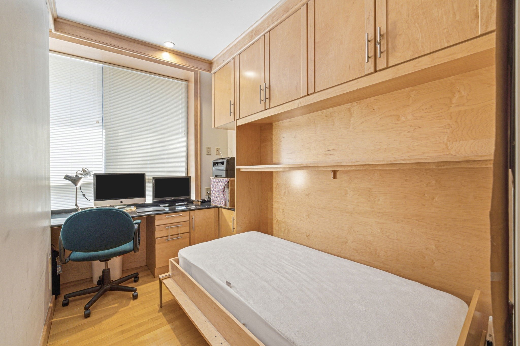 34 Harrison Avenue # B Property Photo 21