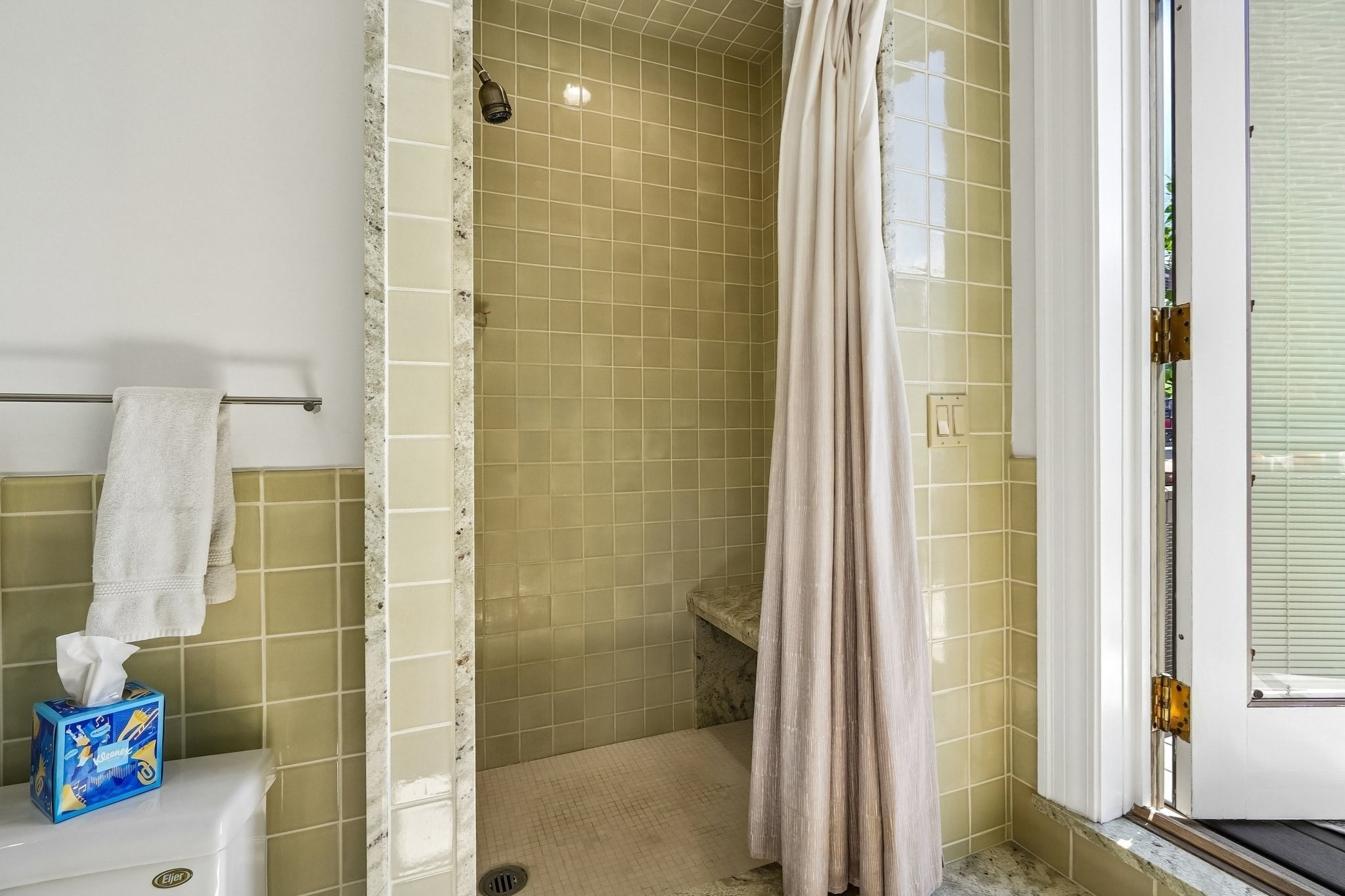 11 Lime St Property Photo 16