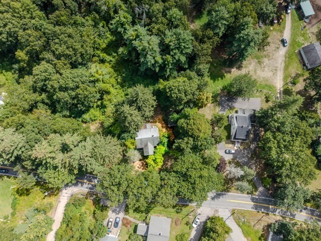 101 Willowdale Property Photo 3