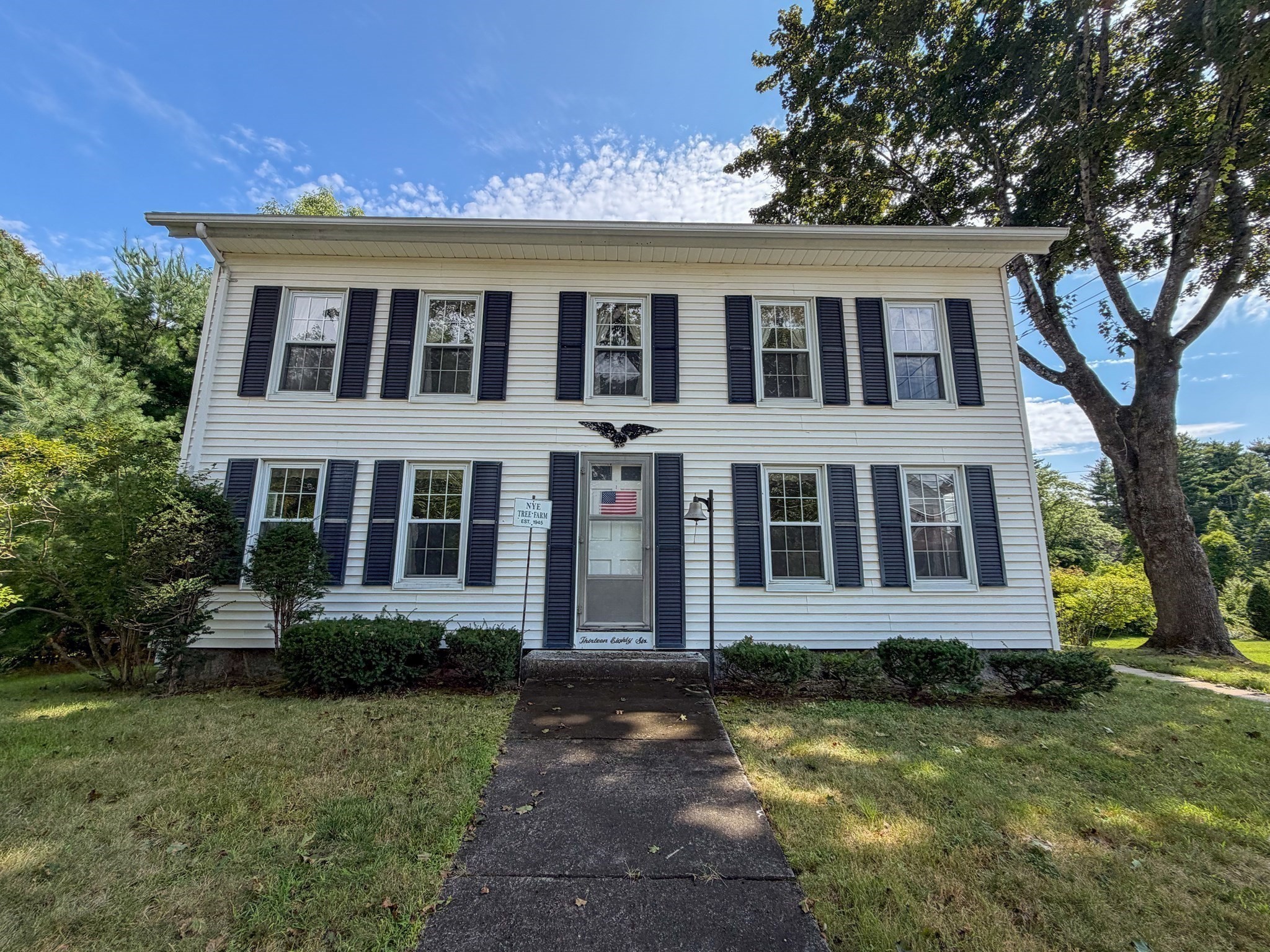 1386 Pleasant St Property Photo 1