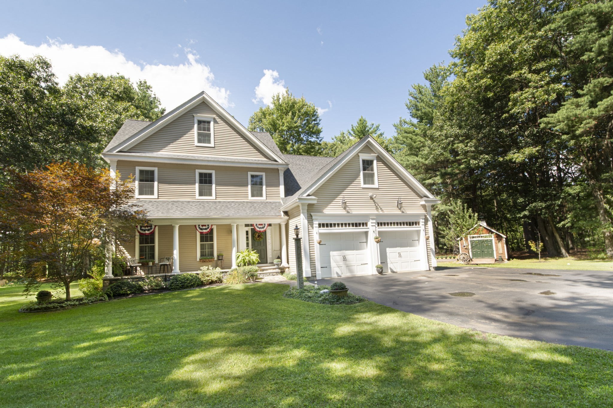 32 Sewall St Property Photo 1