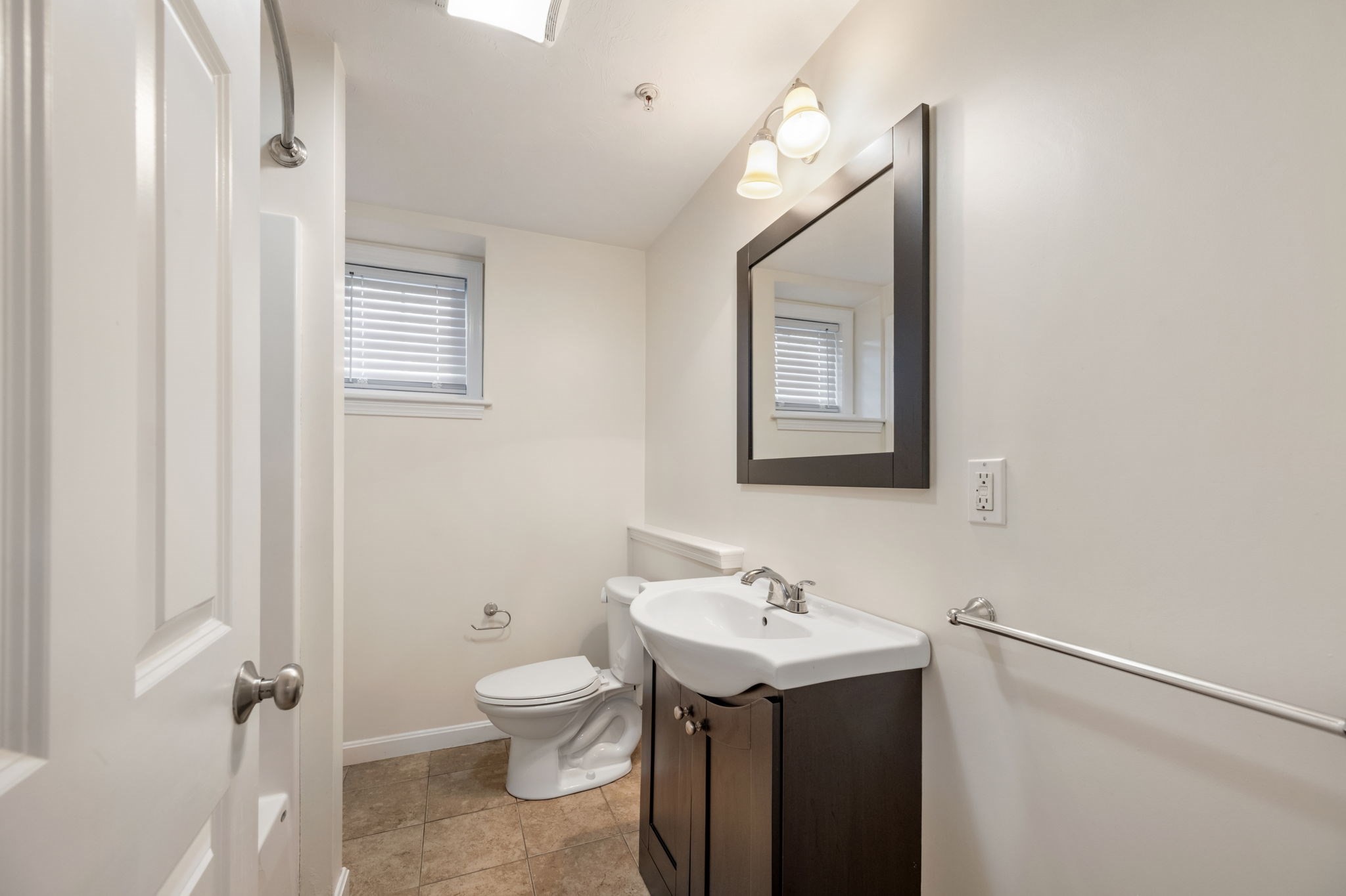 289 North Ave Property Photo 21