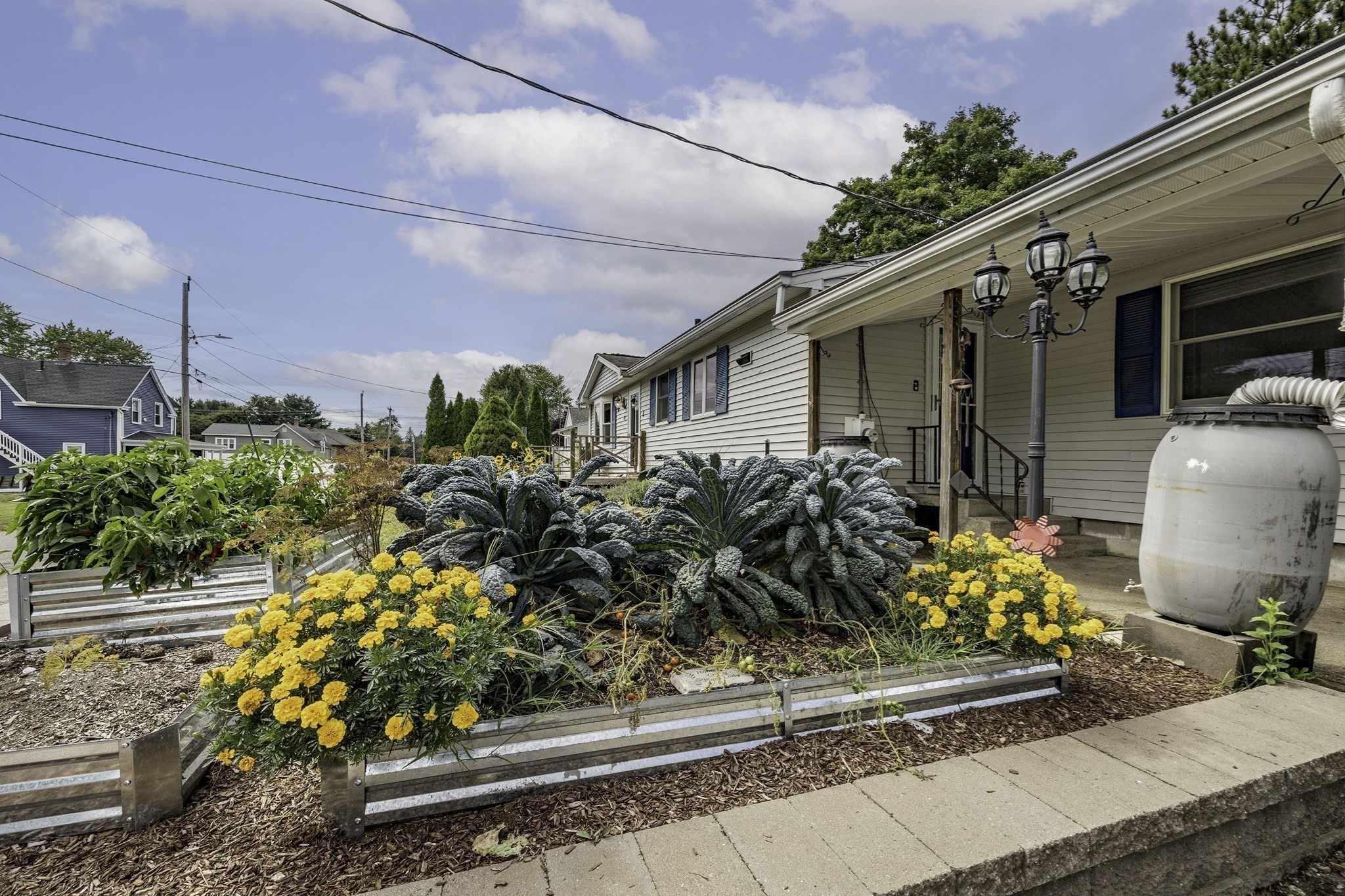 80 Quartus St Property Photo 5
