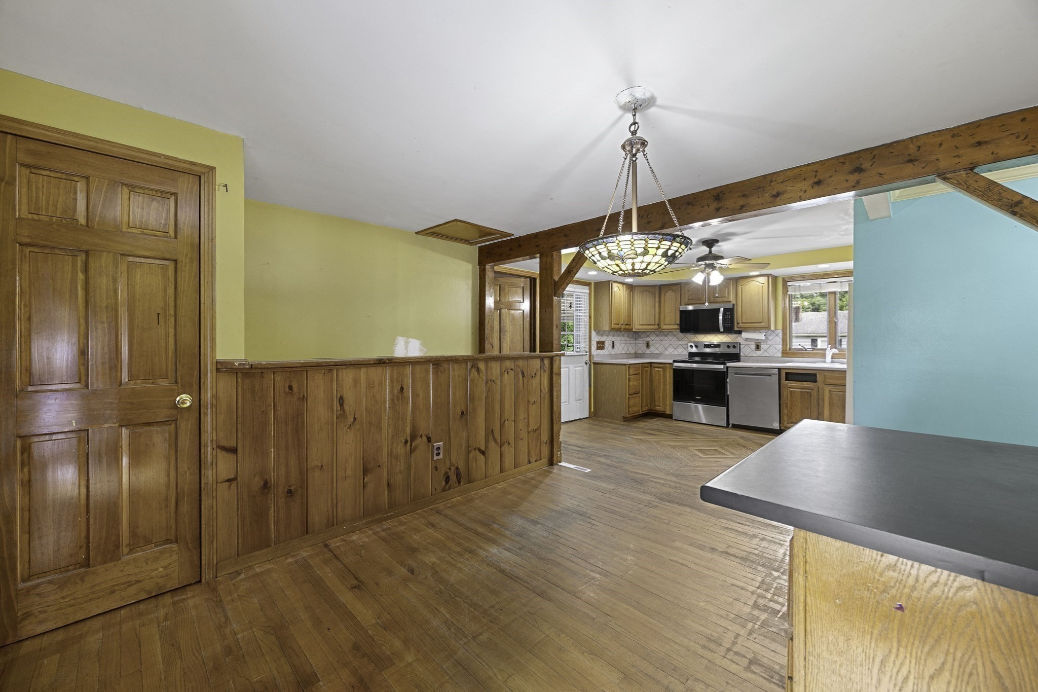 80 Quartus St Property Photo 25