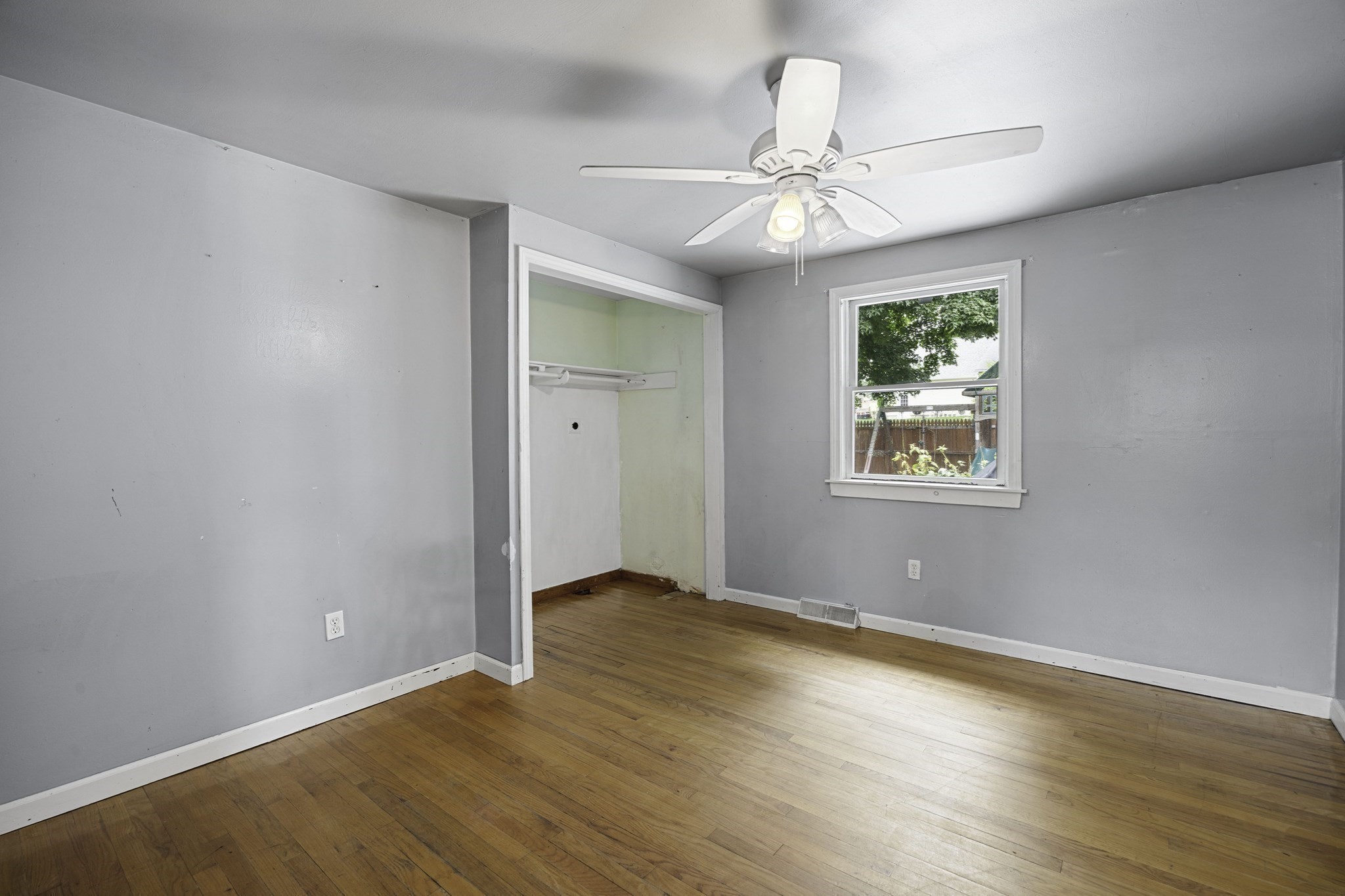 80 Quartus St Property Photo 31
