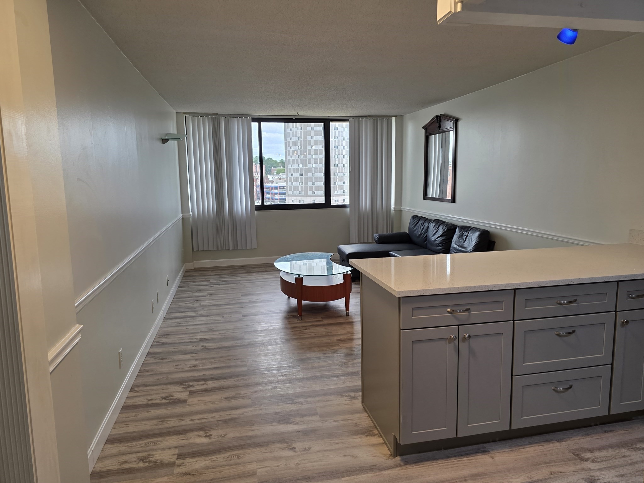 70 Southbridge St # 811 Property Photo 1