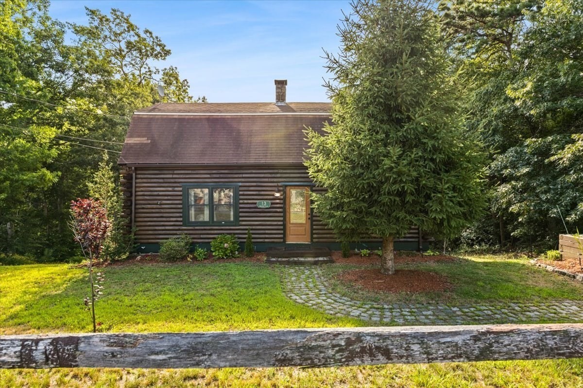13 Skylark Ave Property Photo 3