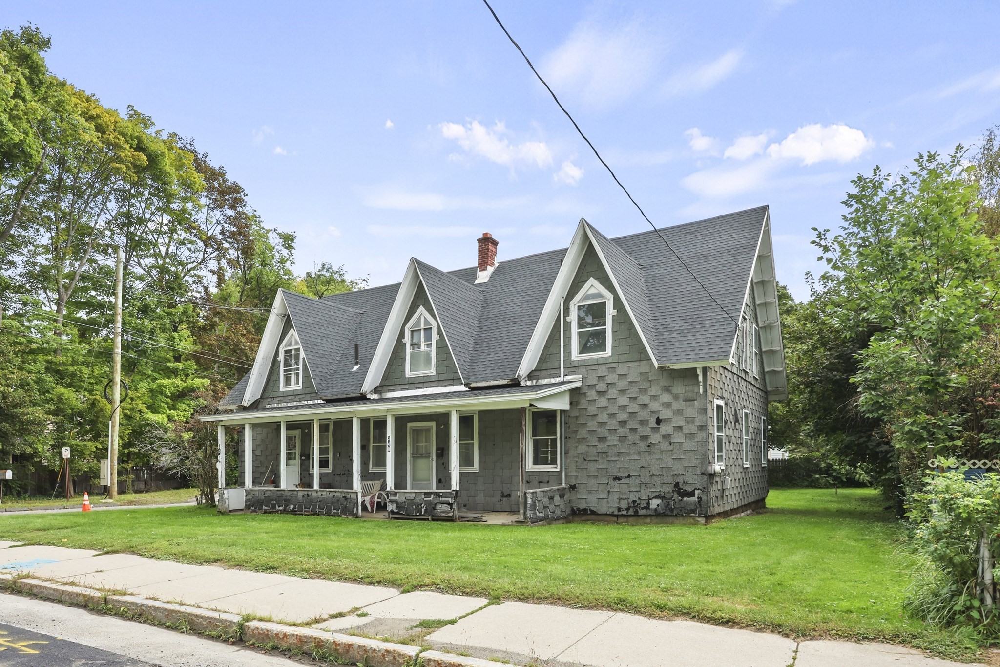 340-342 Wahconah St Property Photo 3