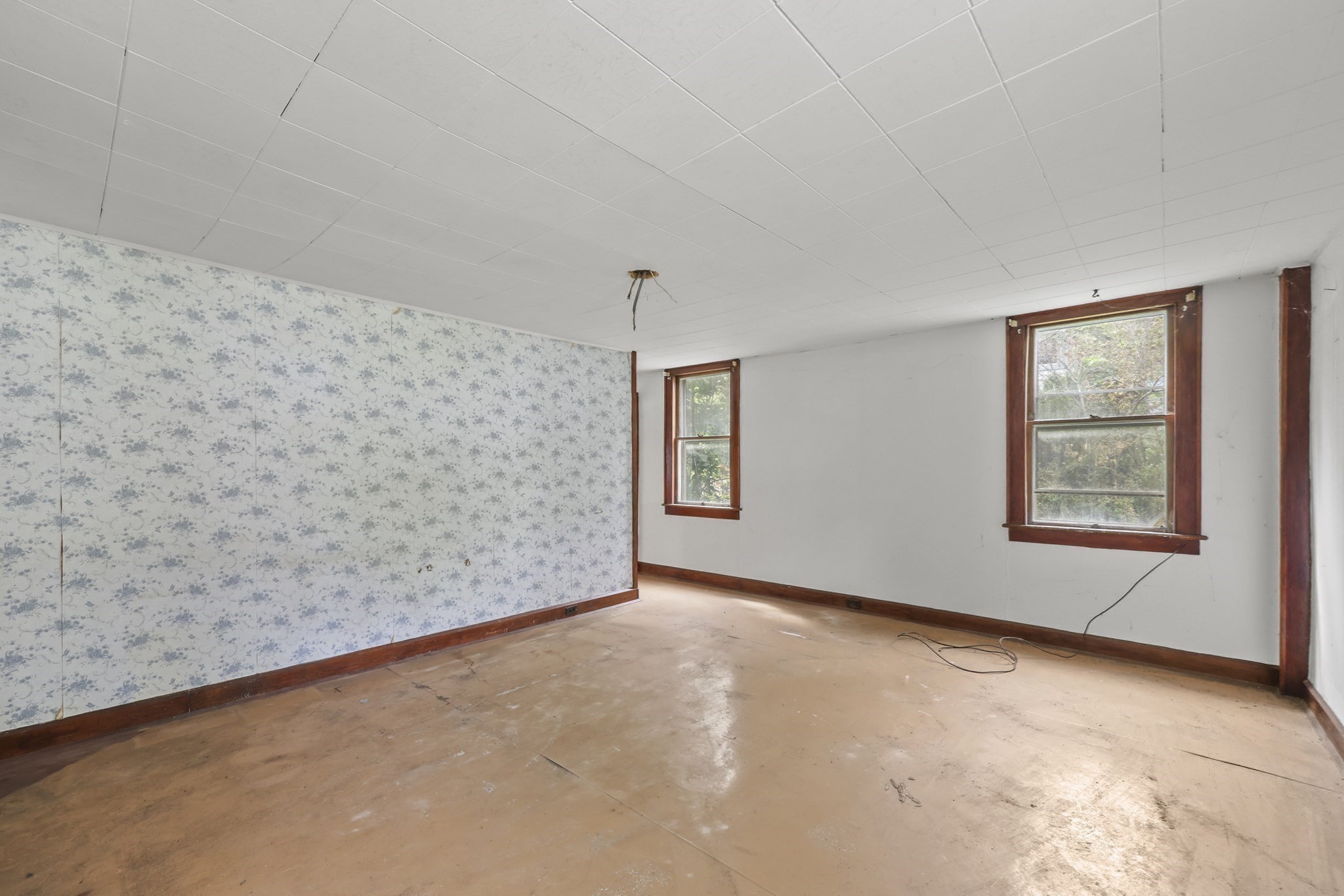 340-342 Wahconah St Property Photo 12