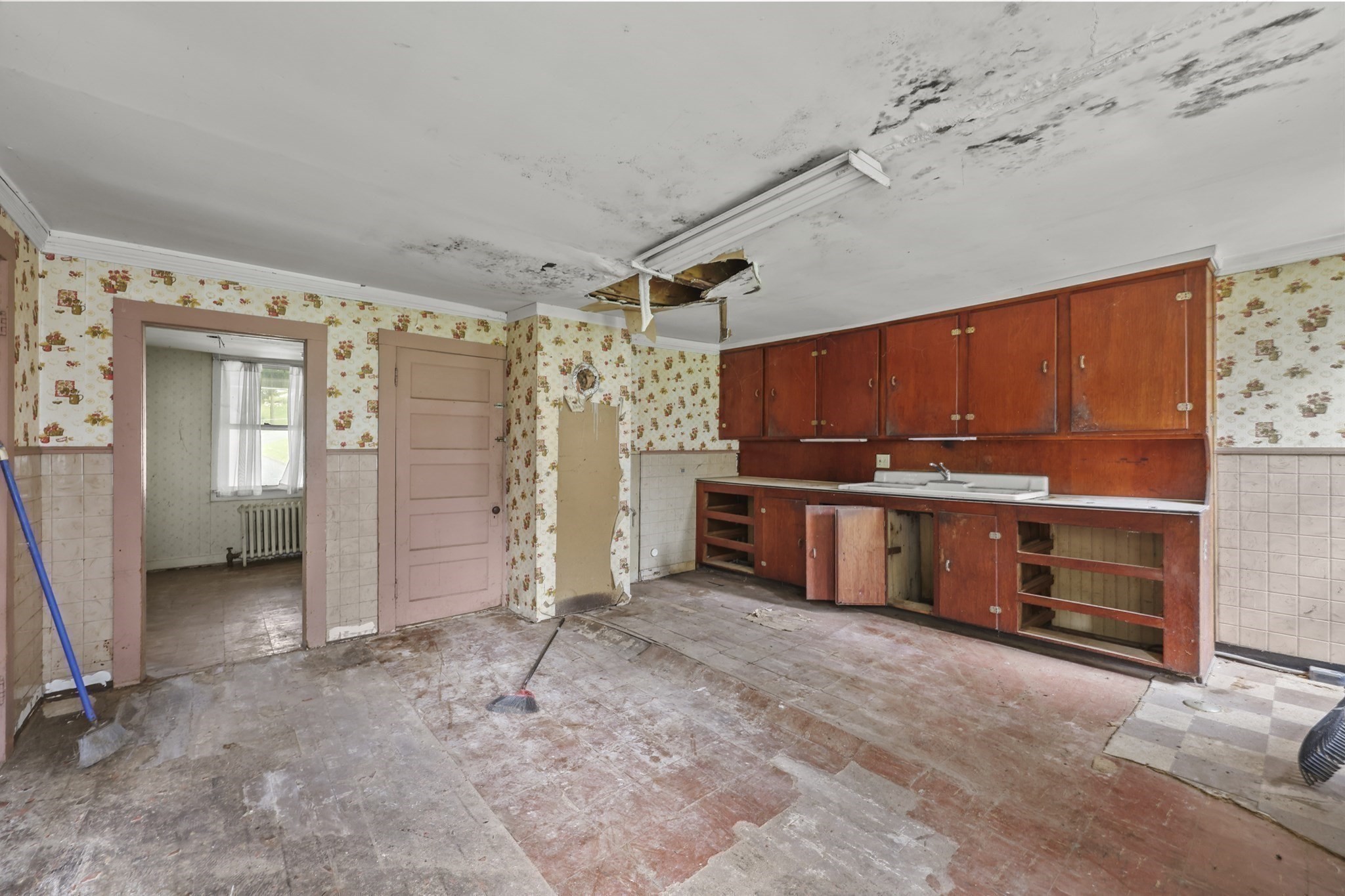 340-342 Wahconah St Property Photo 17