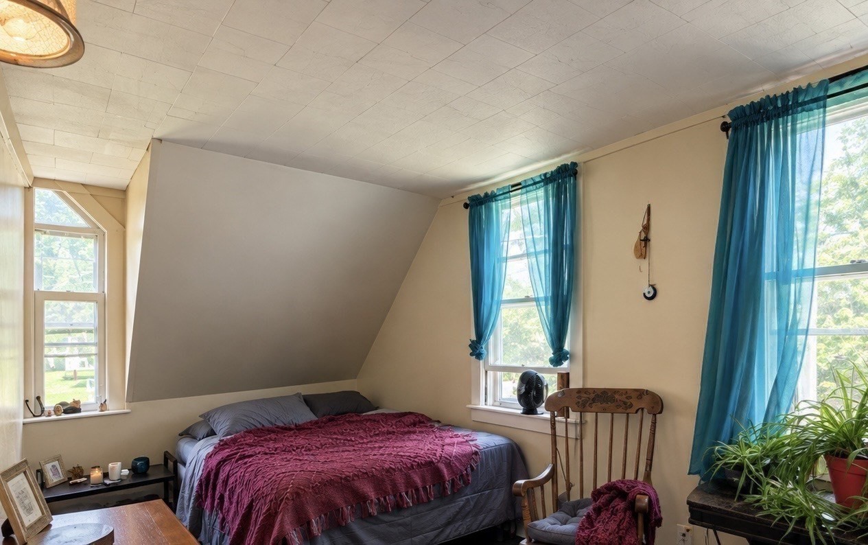 340-342 Wahconah St Property Photo 28