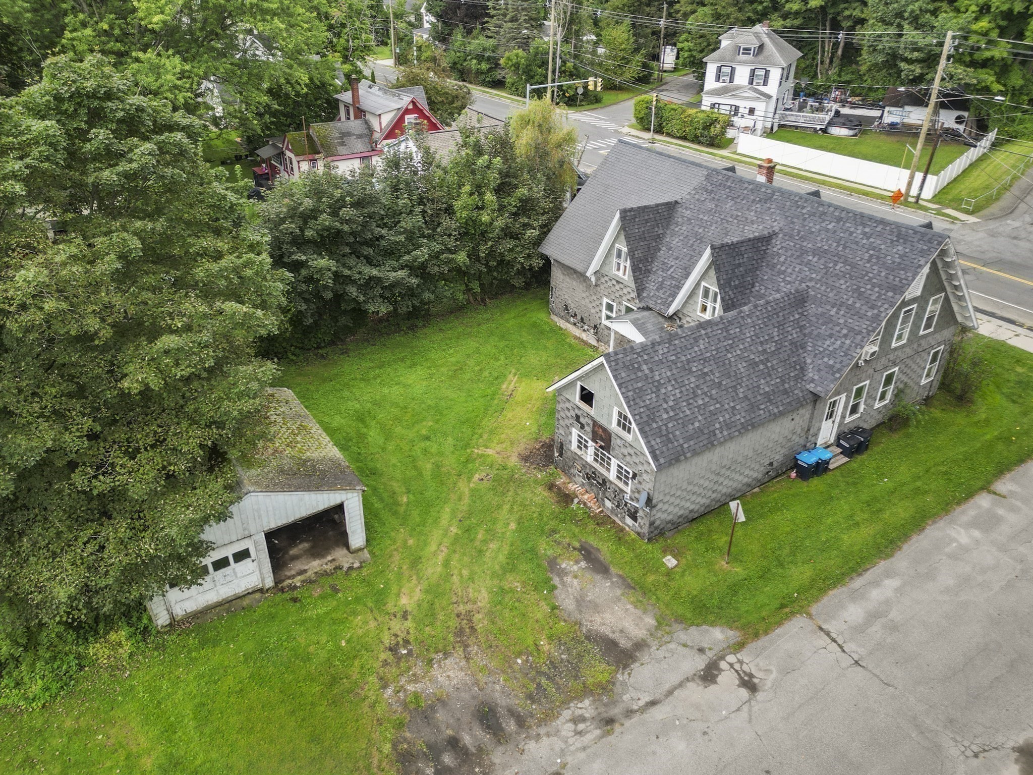 340-342 Wahconah St Property Photo 37