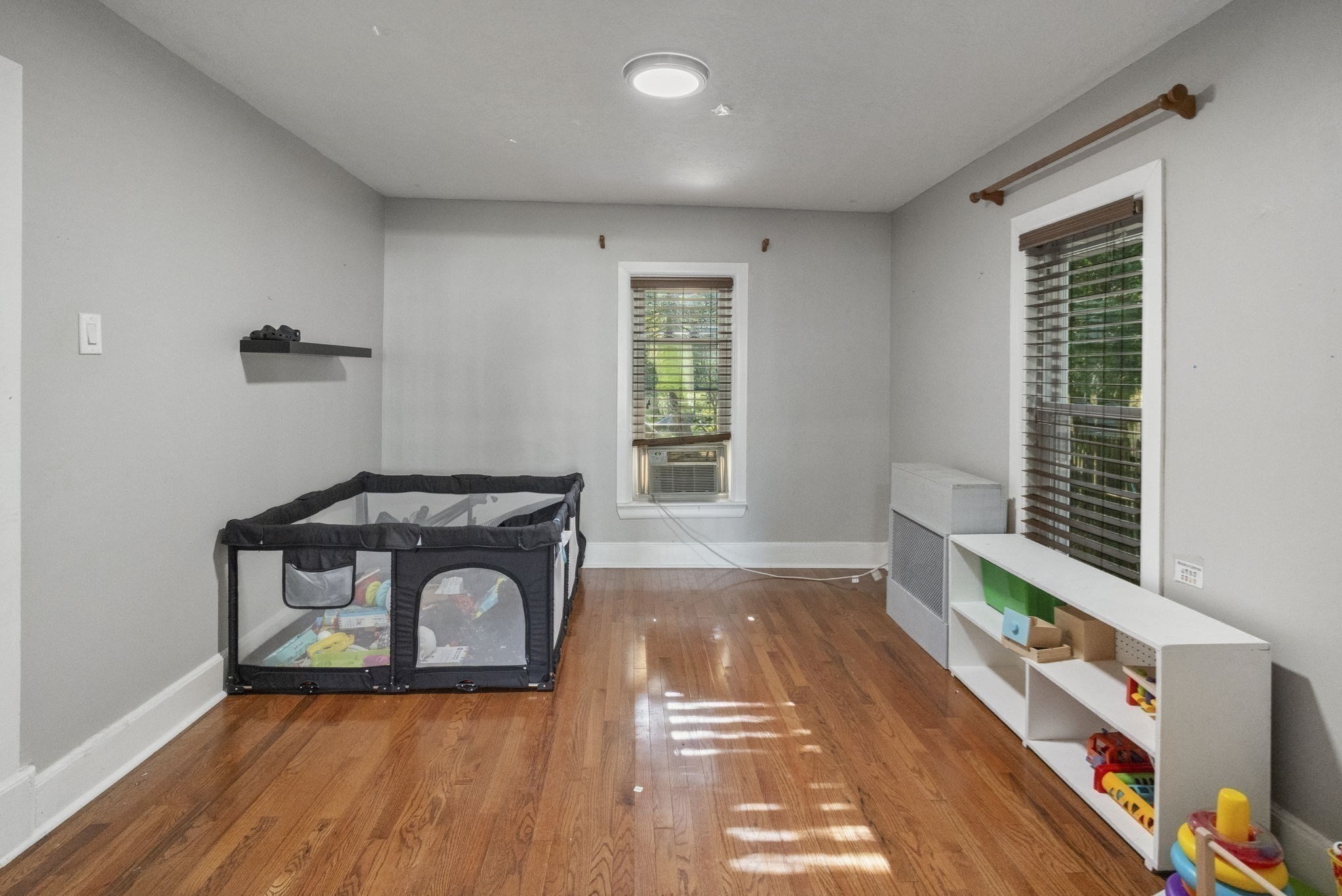 13 Cook St Property Photo 24