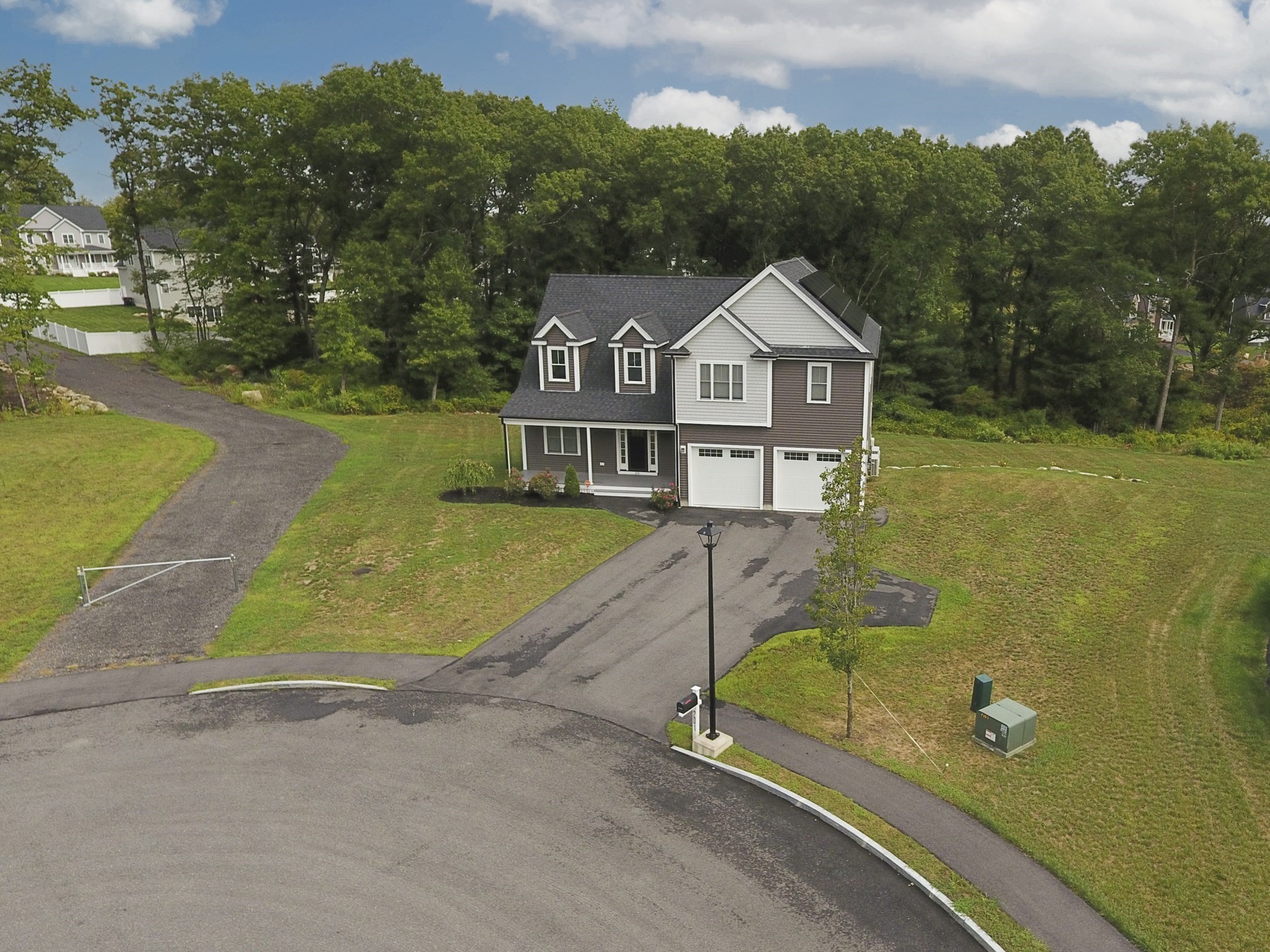 201 Cypress Dr Property Photo 4