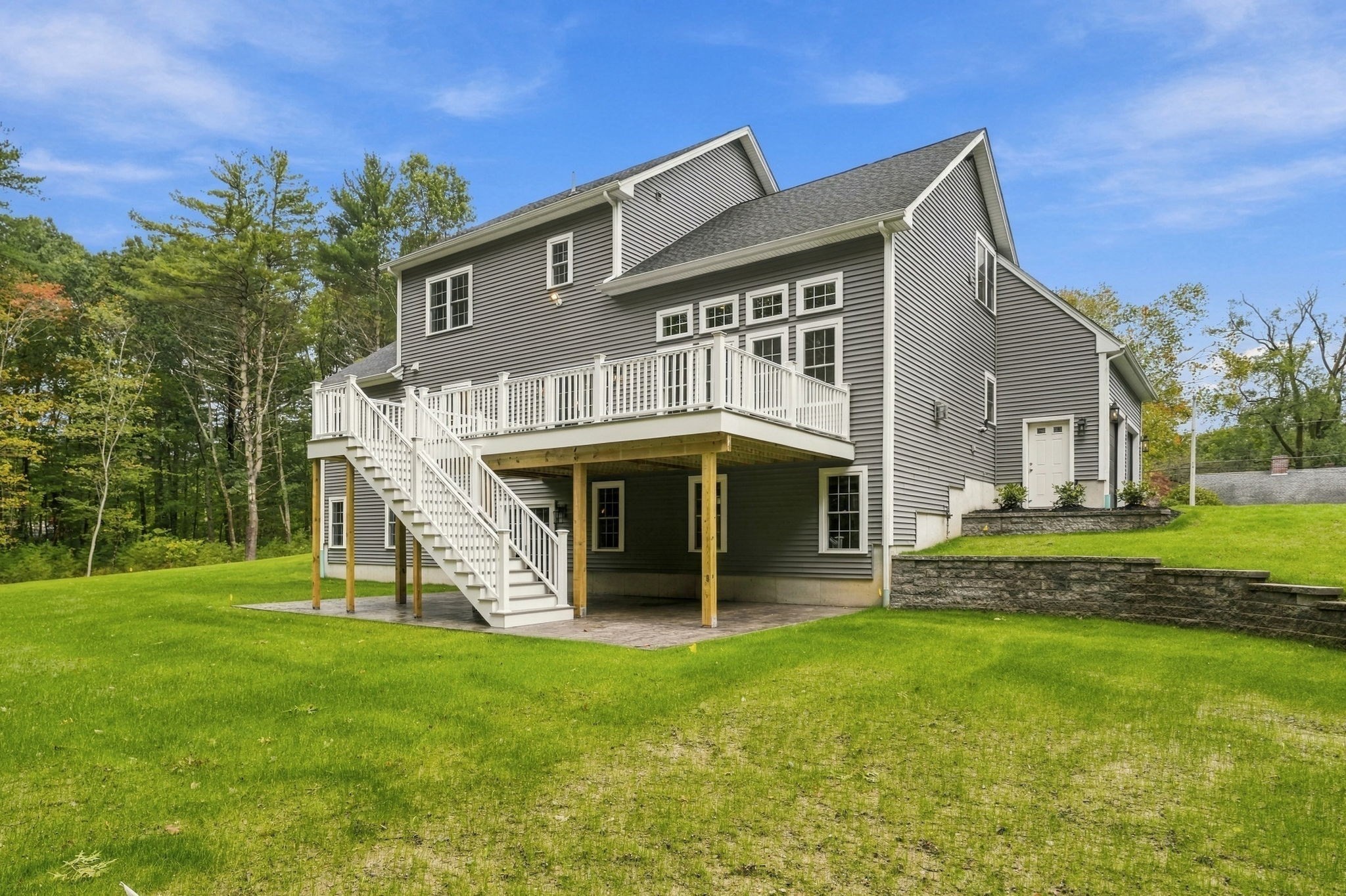 9 Southworth Street Property Photo 6
