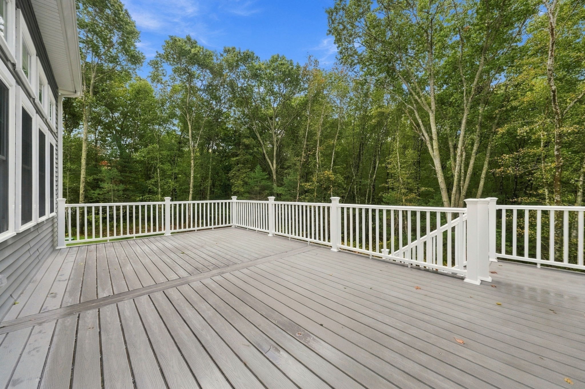 9 Southworth Street Property Photo 10