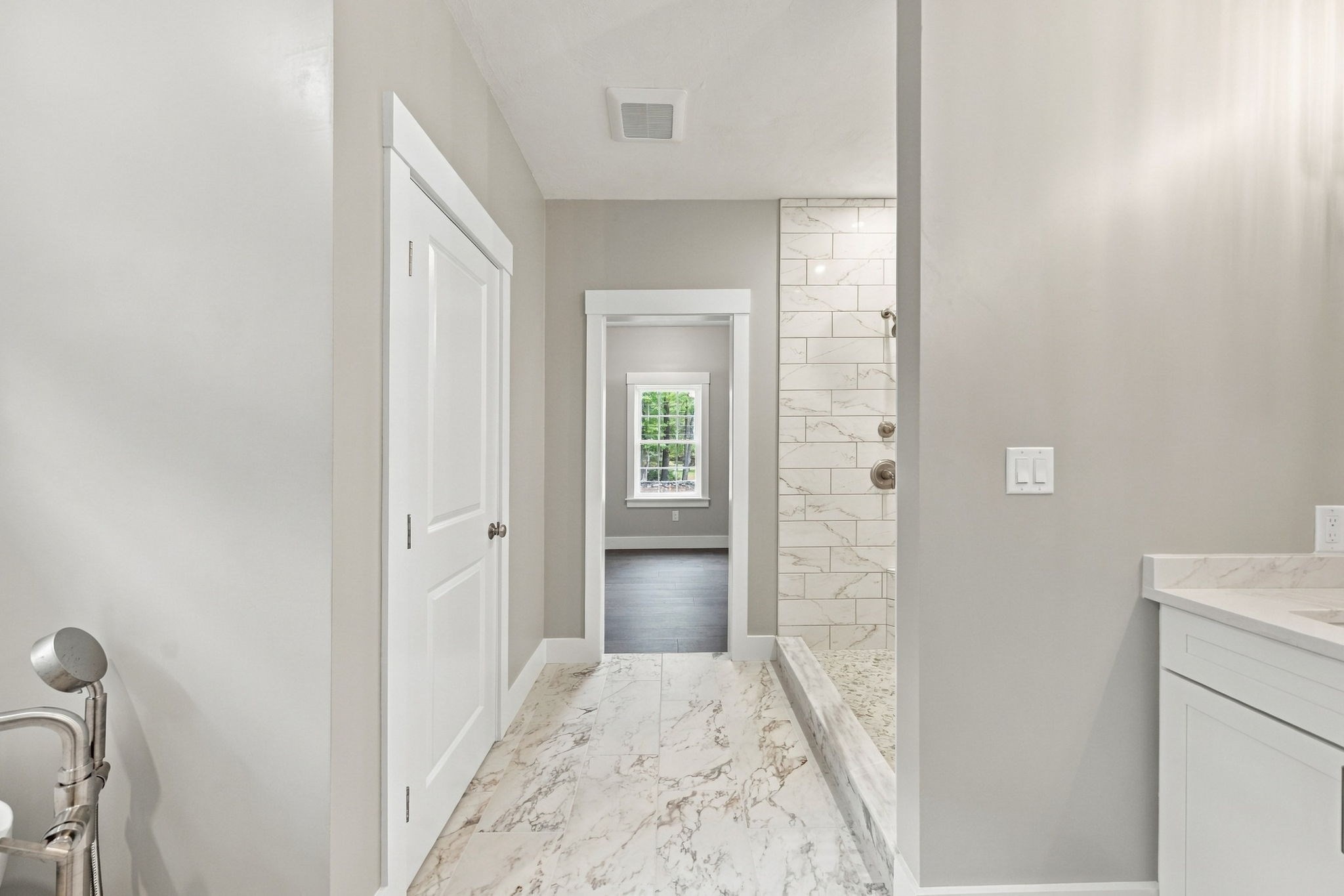 9 Southworth Street Property Photo 28