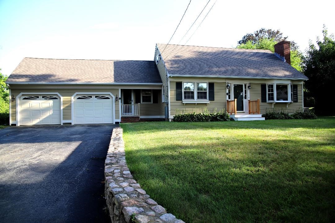 6 Edgewood Ln Property Photo 1