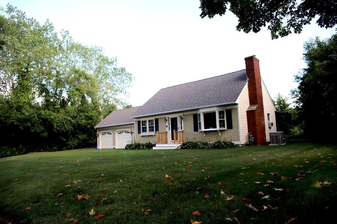 6 Edgewood Ln Property Photo 2