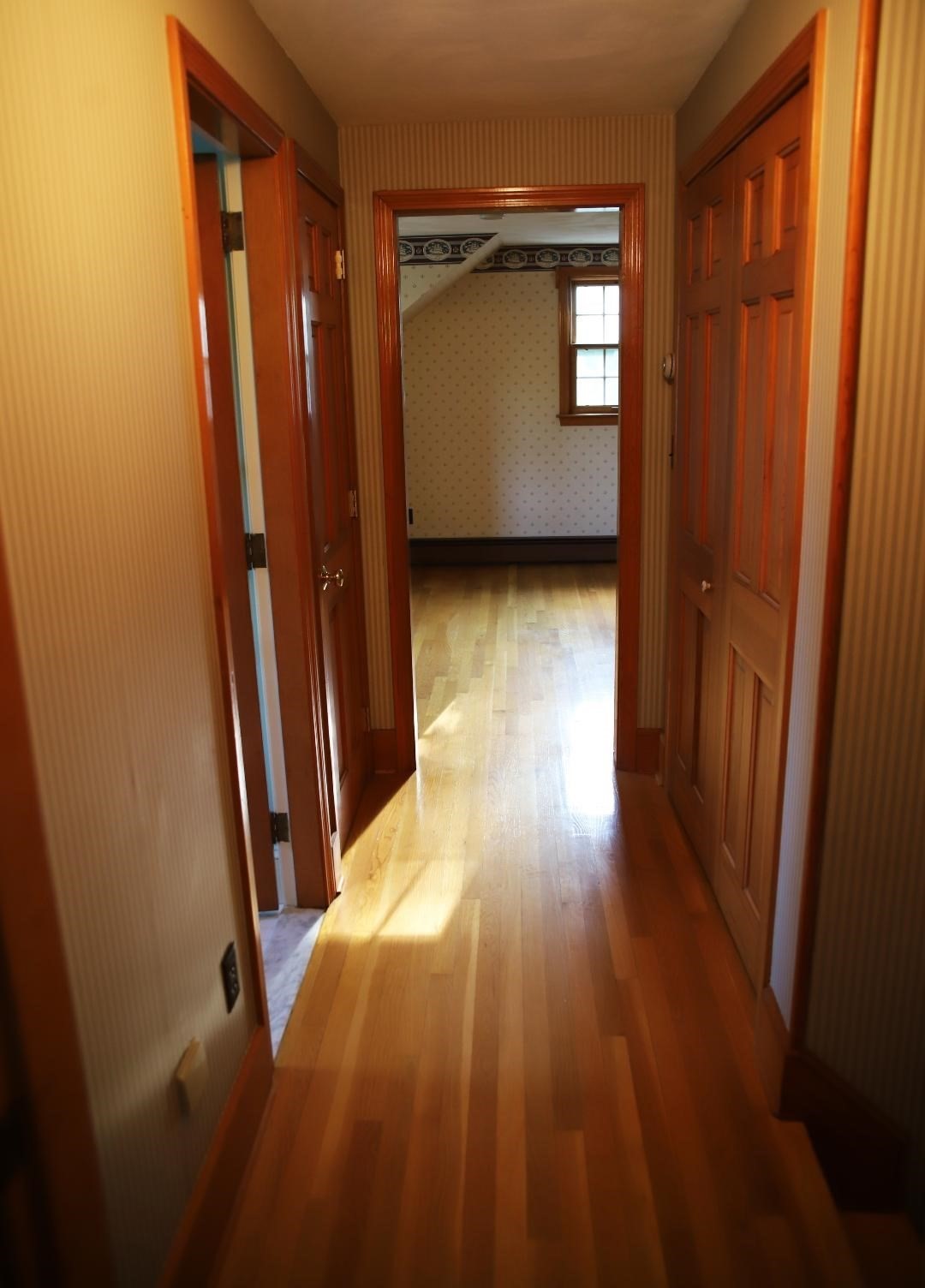6 Edgewood Ln Property Photo 8