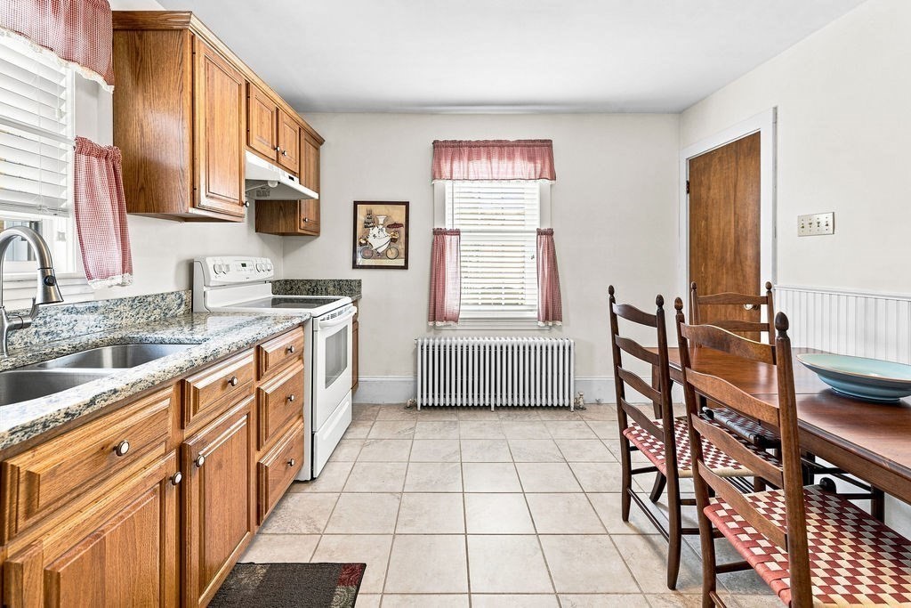 5 Brewster St Property Photo 10