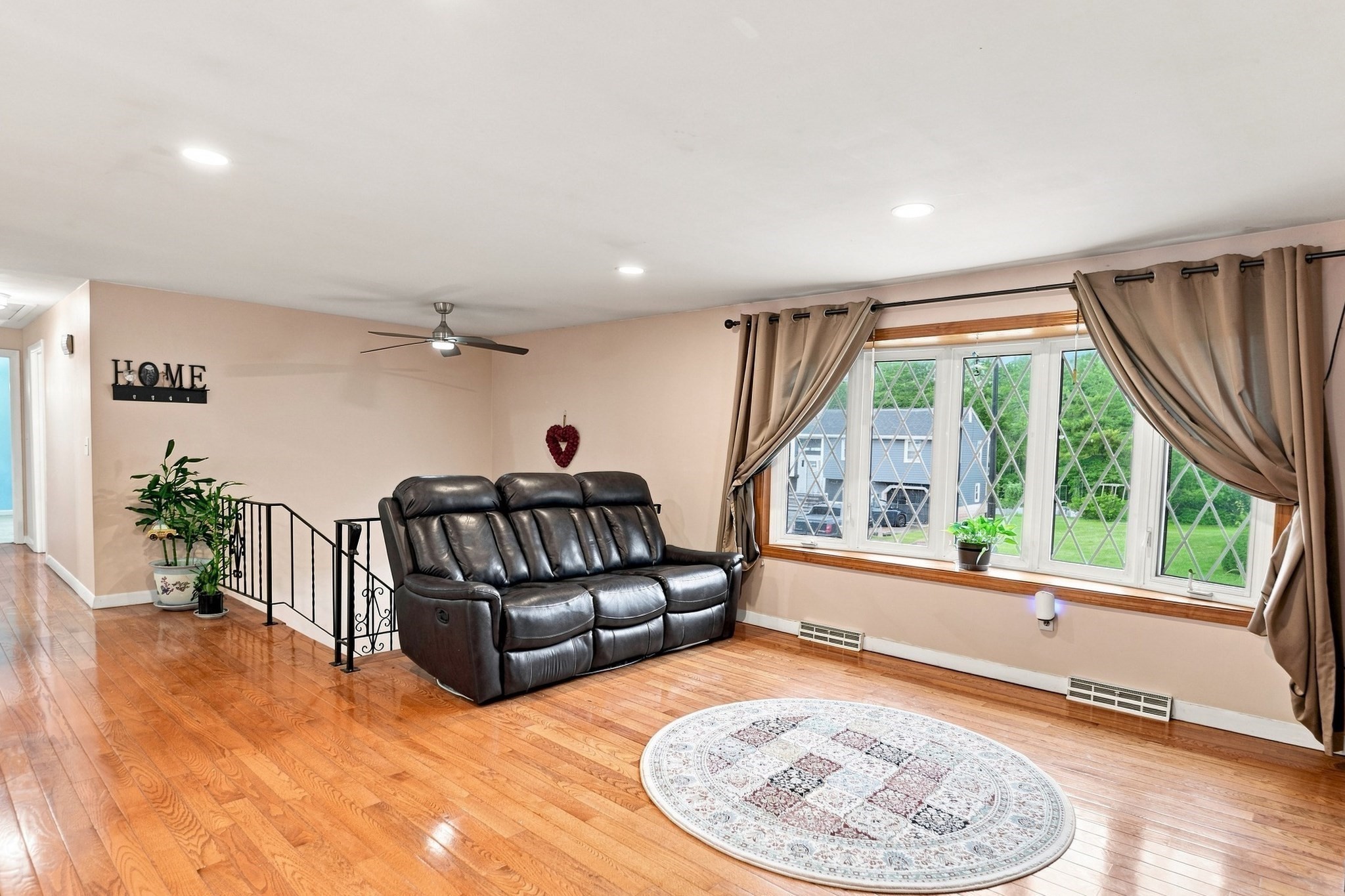 116 Kensington St Property Photo 12