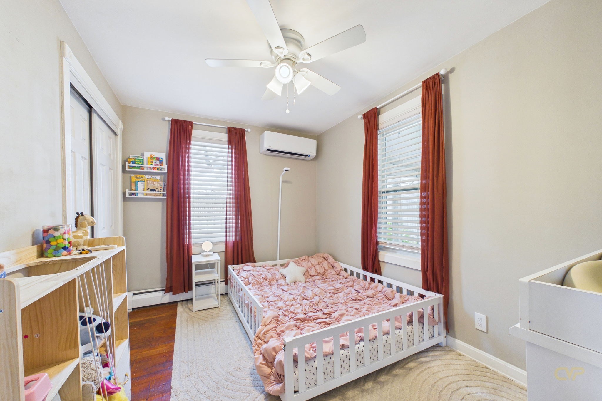 38 Little Neck Ave Property Photo 16