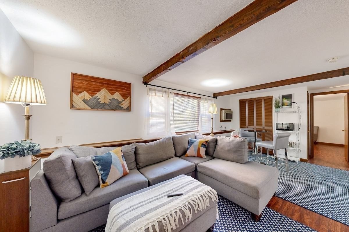 14 Strawberry Hill Rd # 14B Property Photo 1