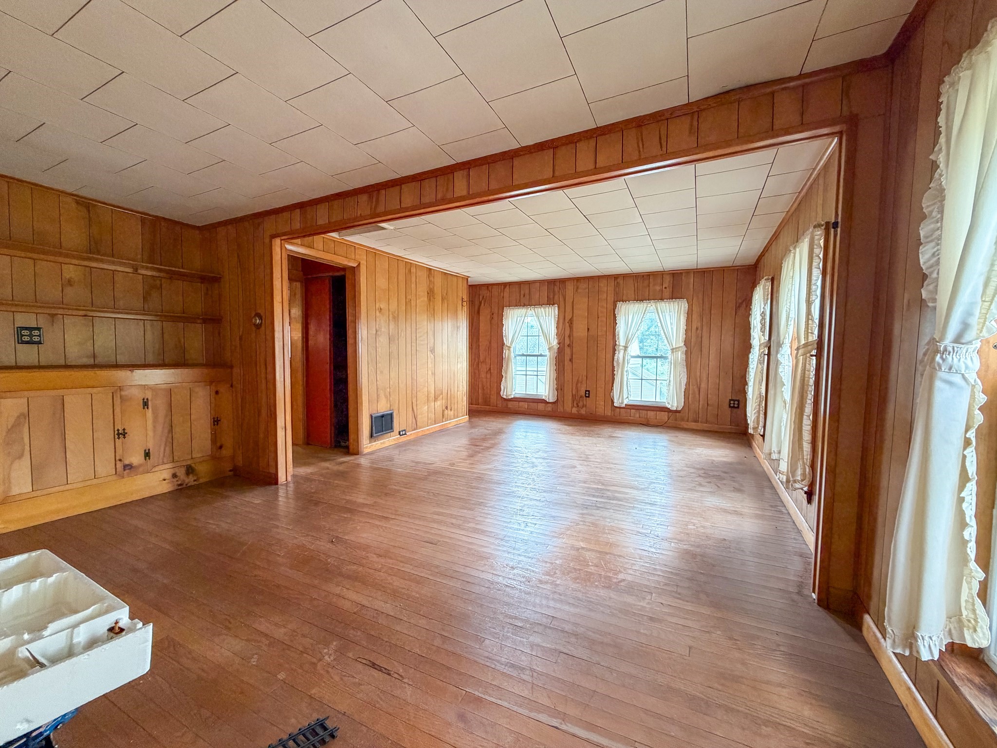 1386 Pleasant St Property Photo 18