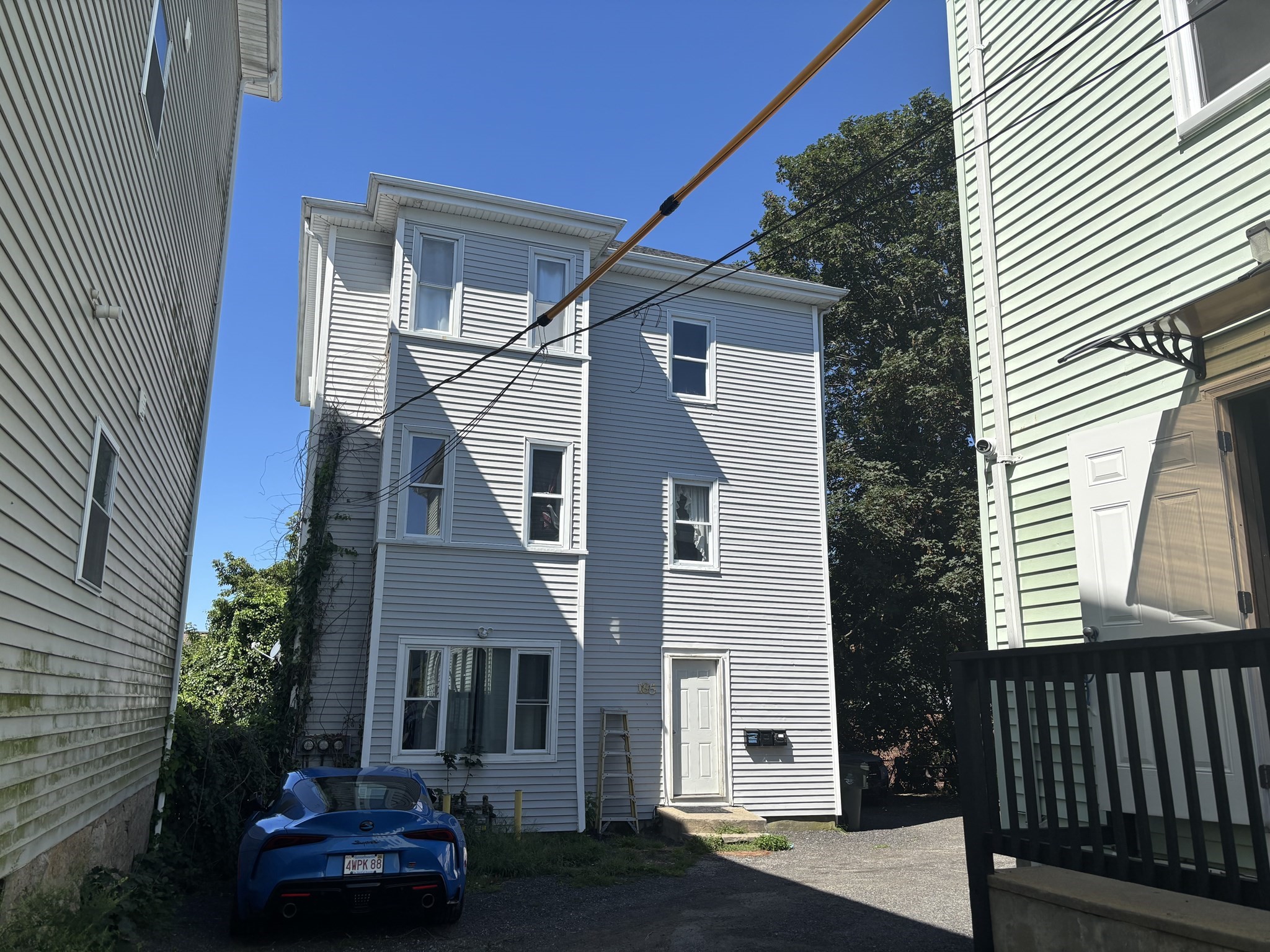185 Covel St Property Photo 2