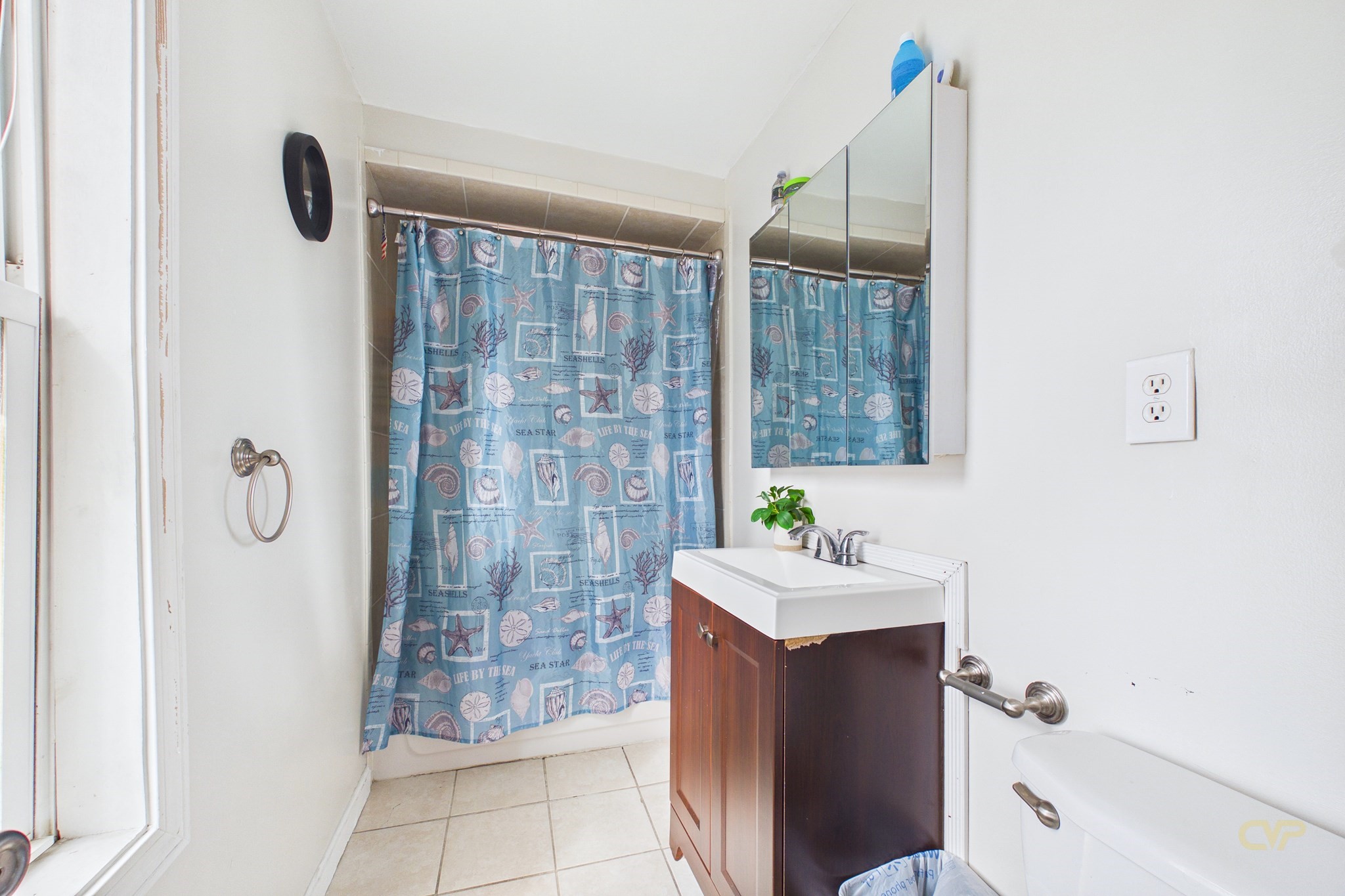 185 Covel St Property Photo 16
