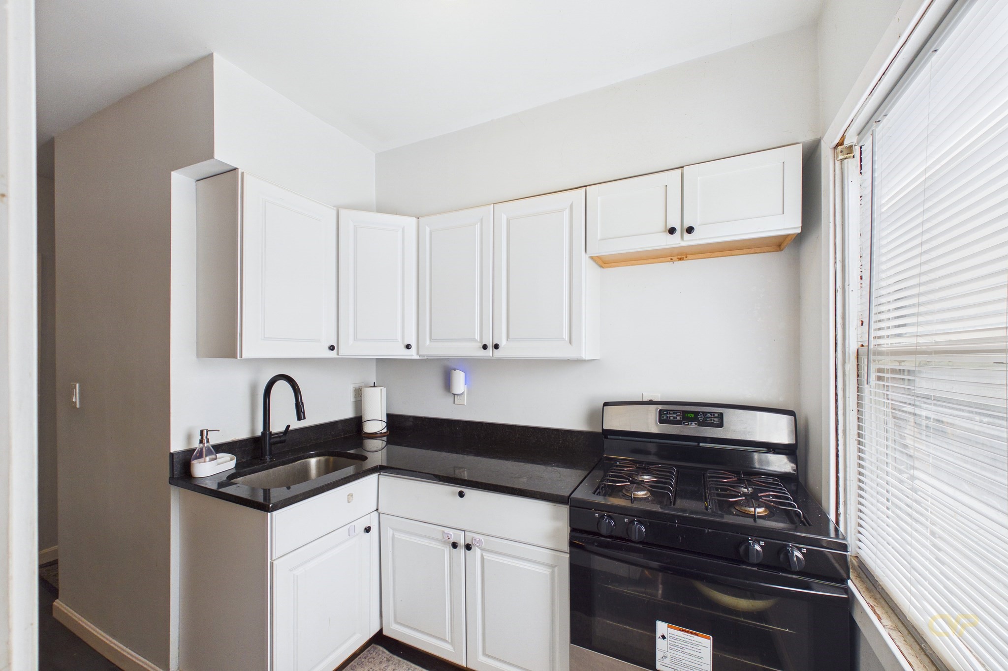 185 Covel St Property Photo 22