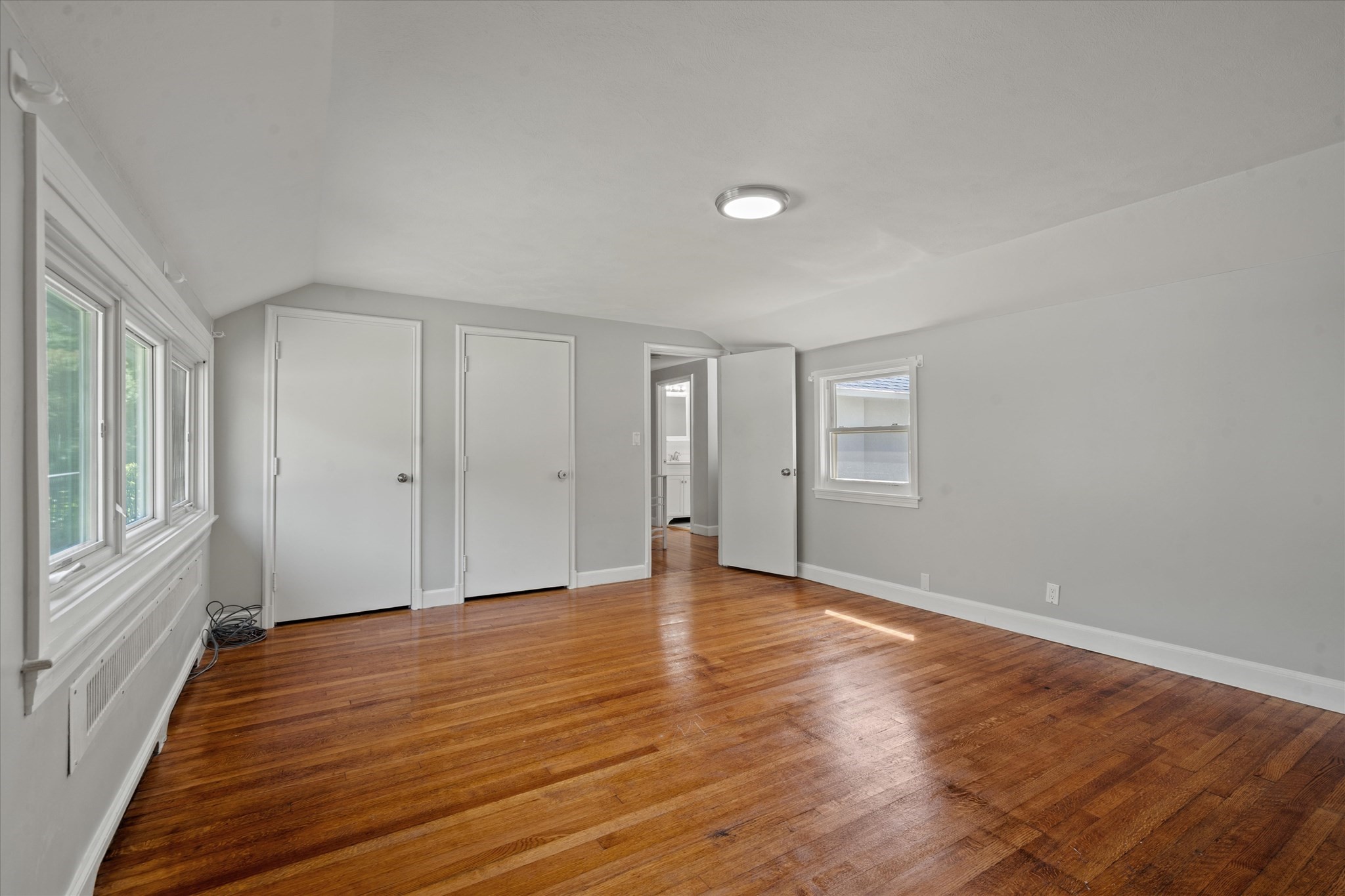 270 Moreland St Property Photo 30