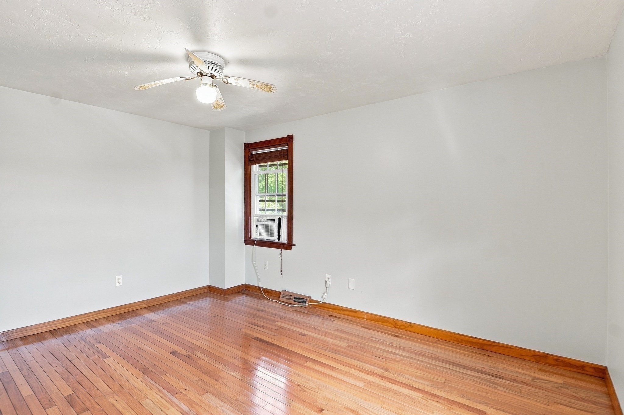 30 Parsons Hill Dr Property Photo 13