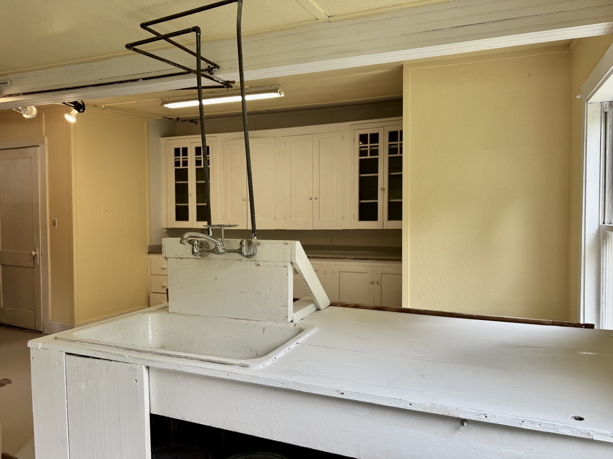 11 South Street Property Photo 15