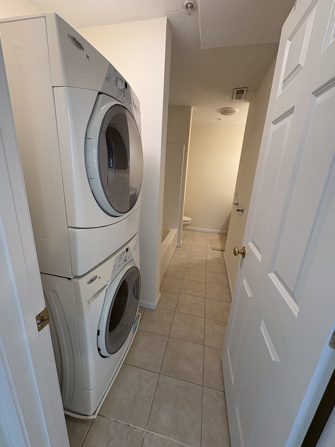50 Adams St # 109 Property Photo 12