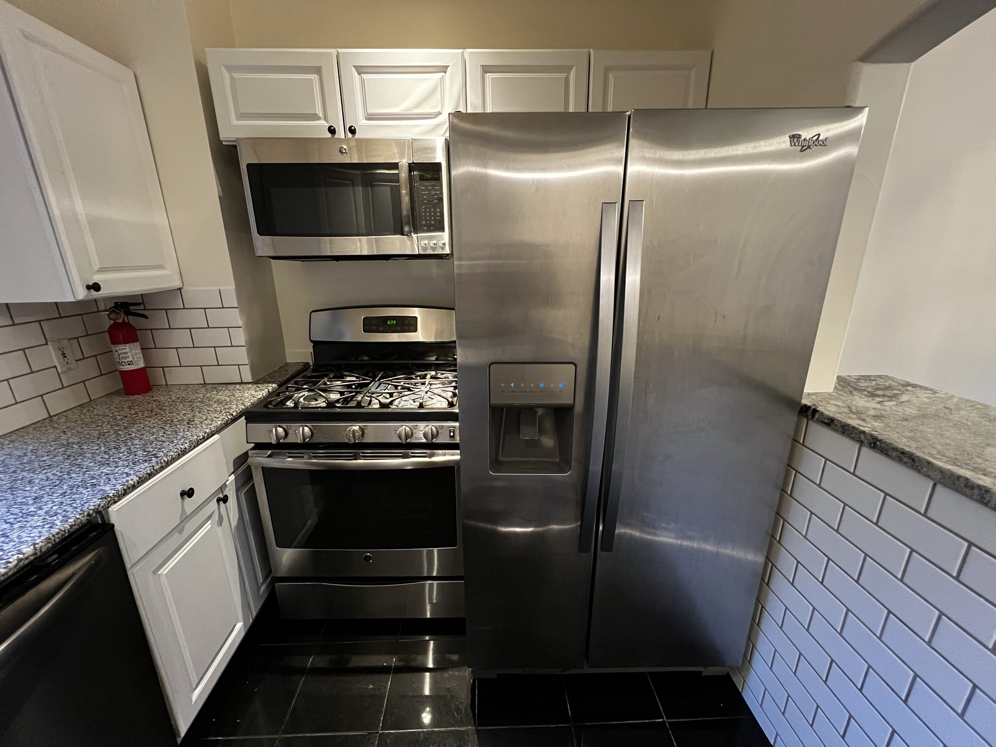31 Queensberry St. # 12a Property Photo 2