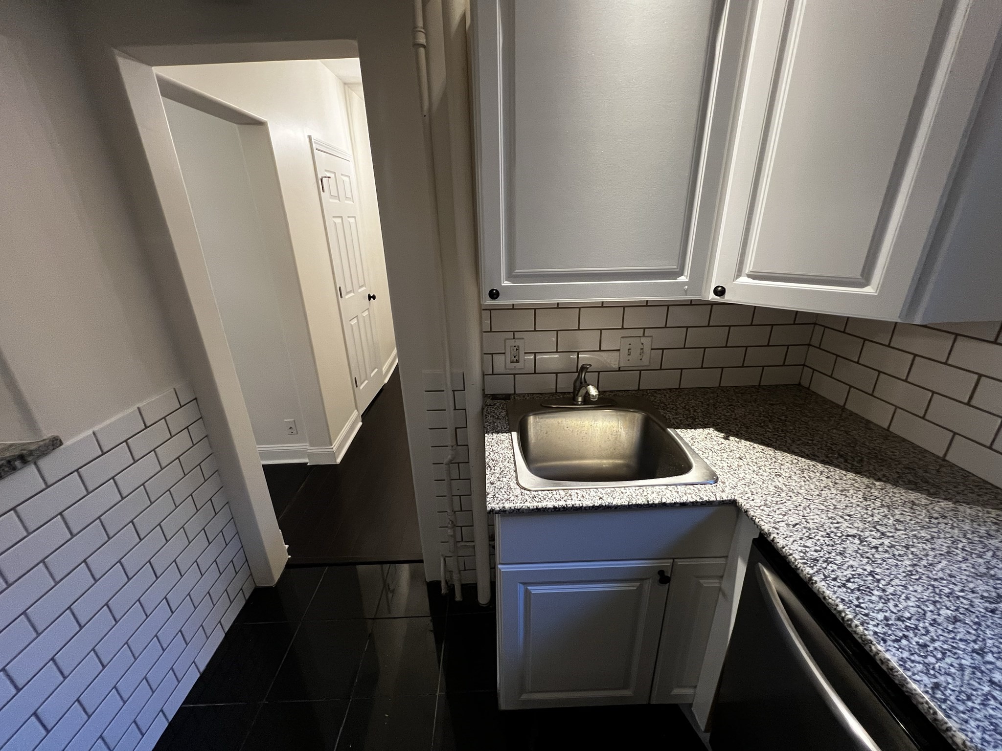 31 Queensberry St. # 12a Property Photo 5