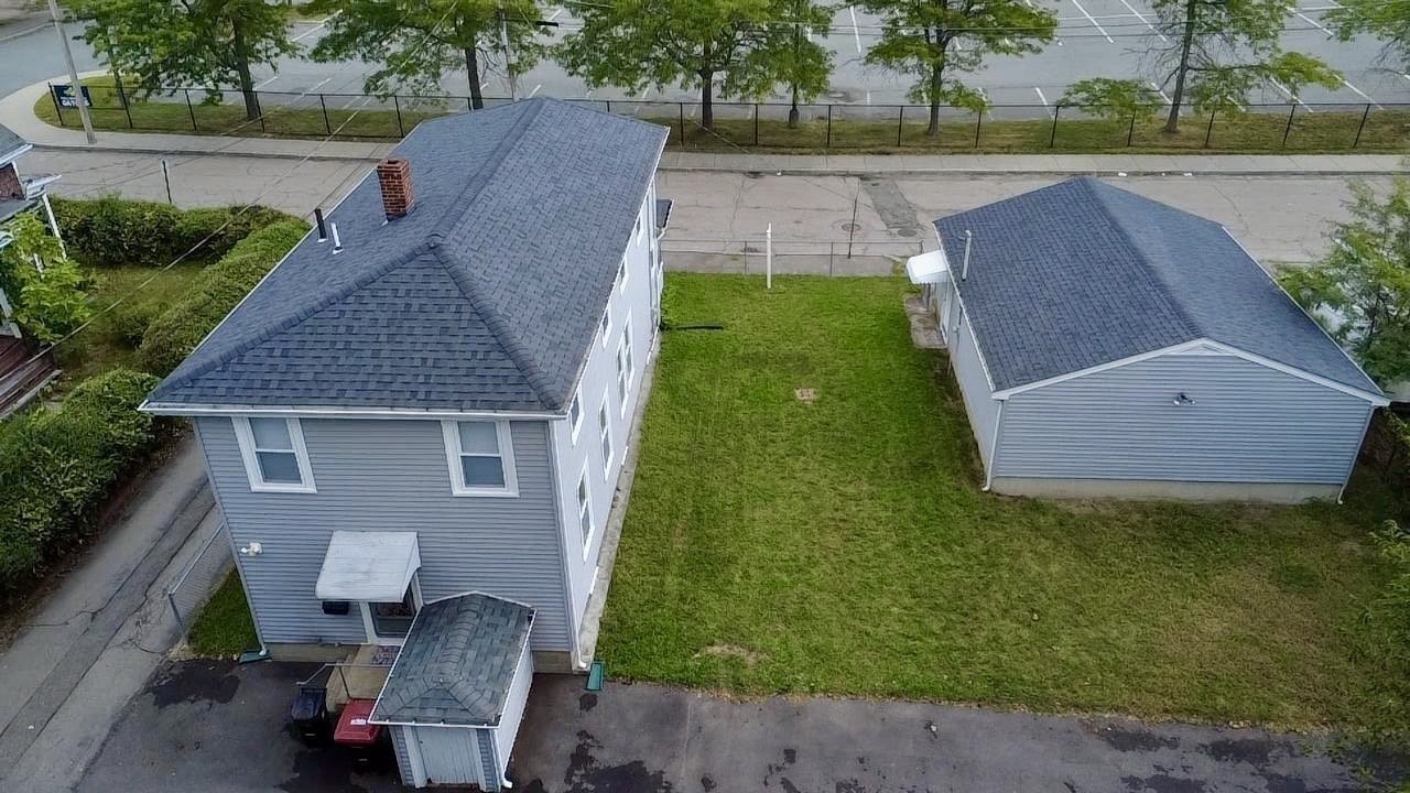 18 Ford St Property Photo 7